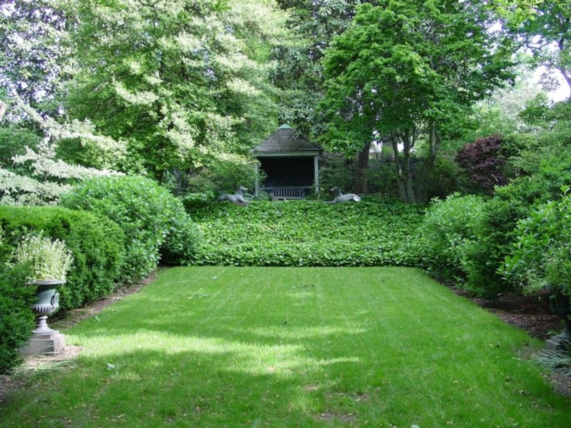 The Bowling Green