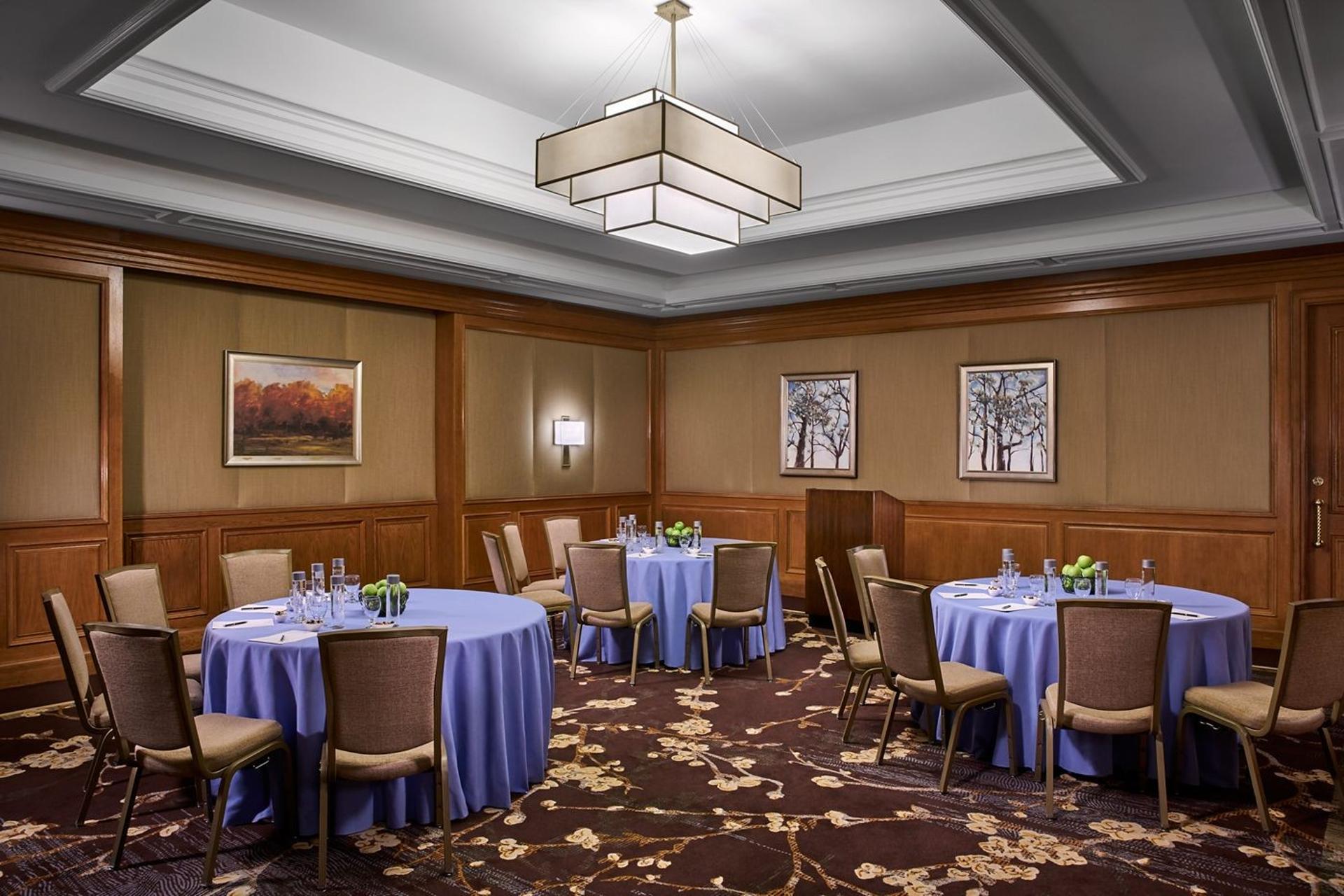 Colonnade Room