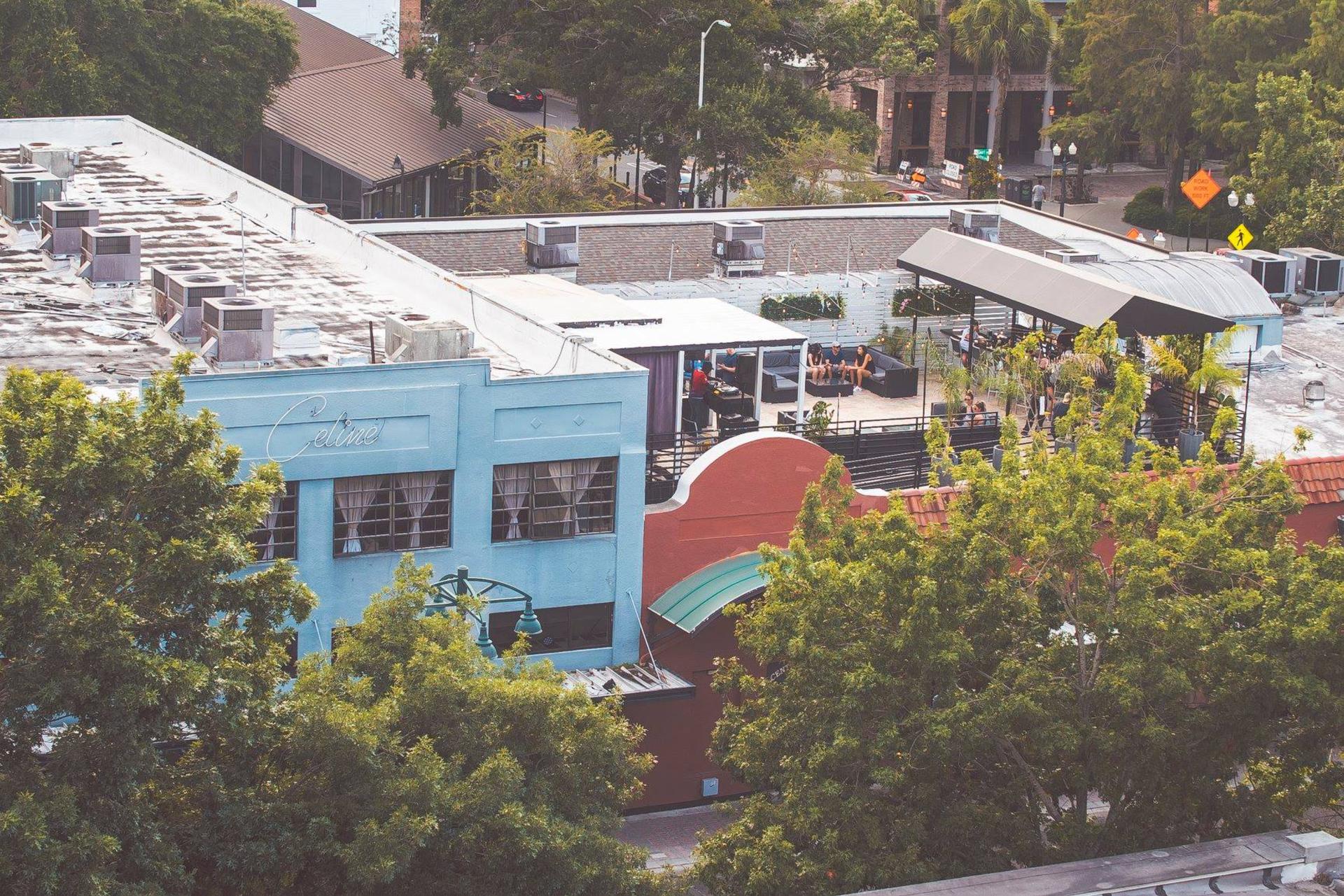 Rooftop Lounge