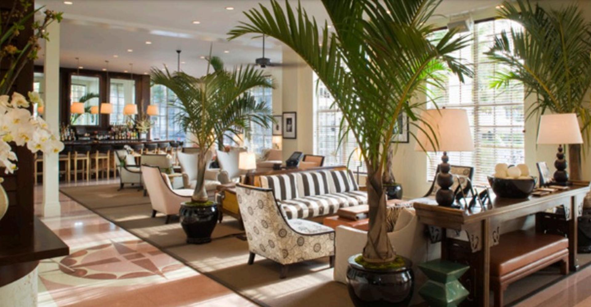 Lobby Bar