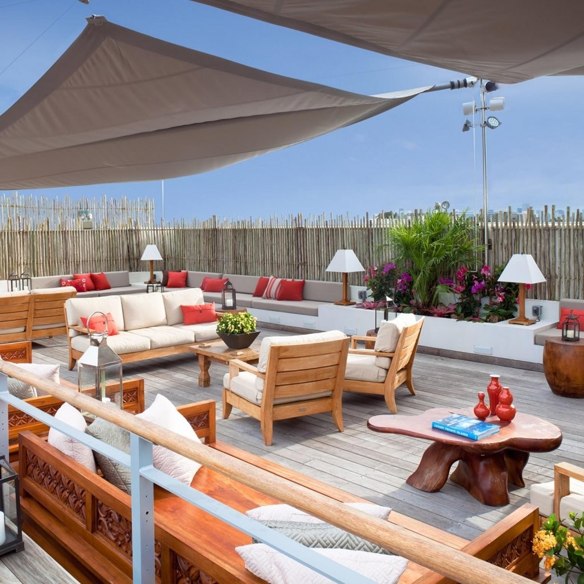 Ocean Front Deck (Lower)