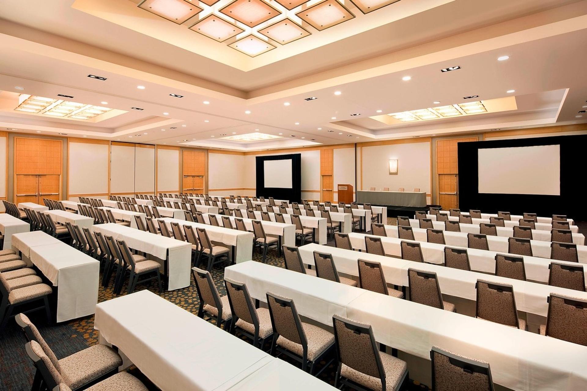 Ballroom D & E