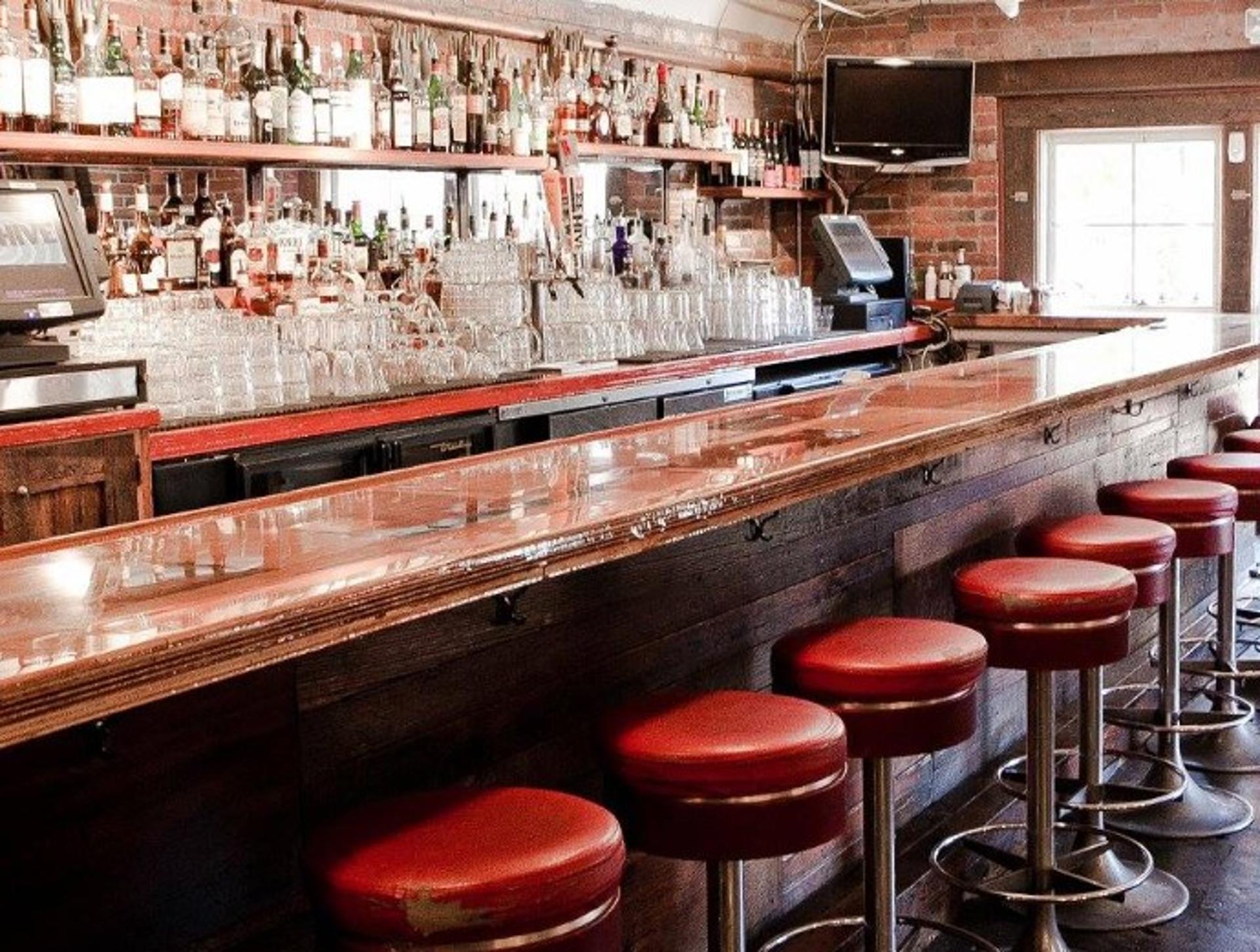 Main Bar Lounge 