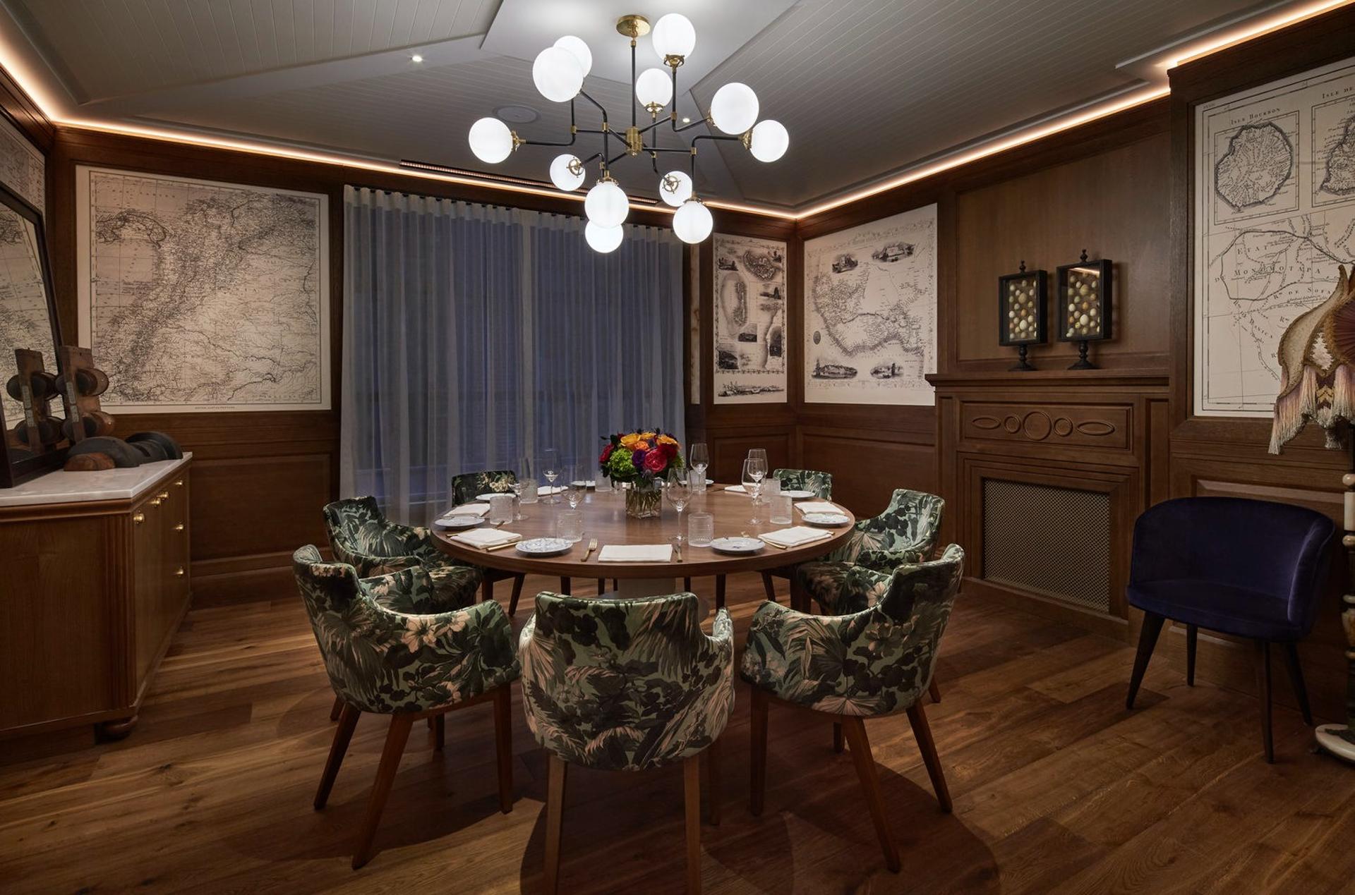 The Nautico Room