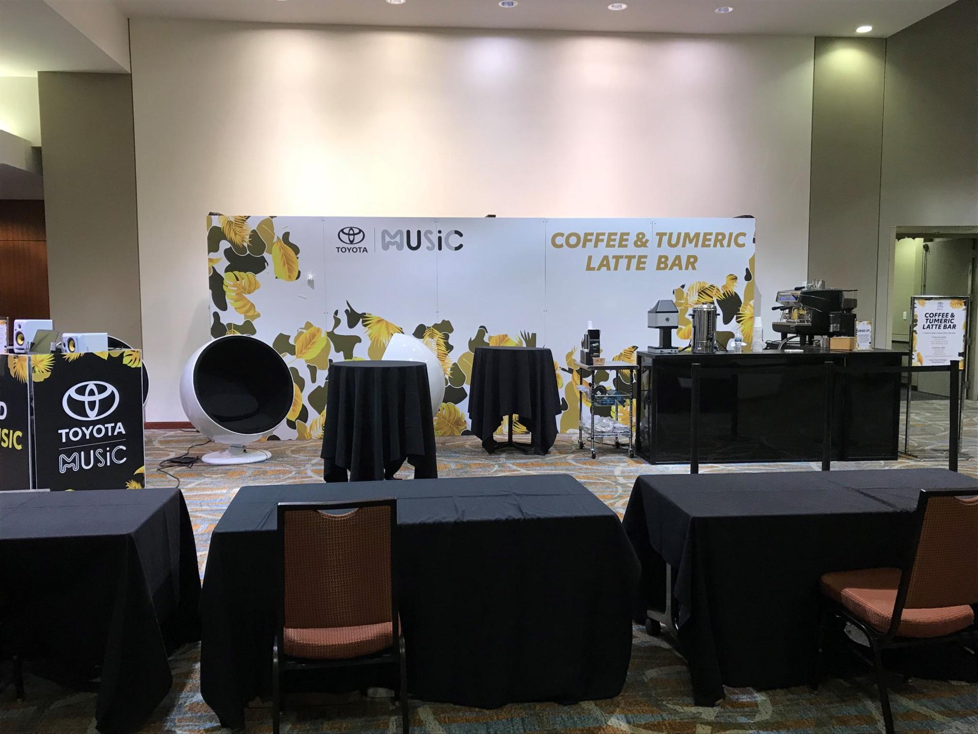 Salon B
