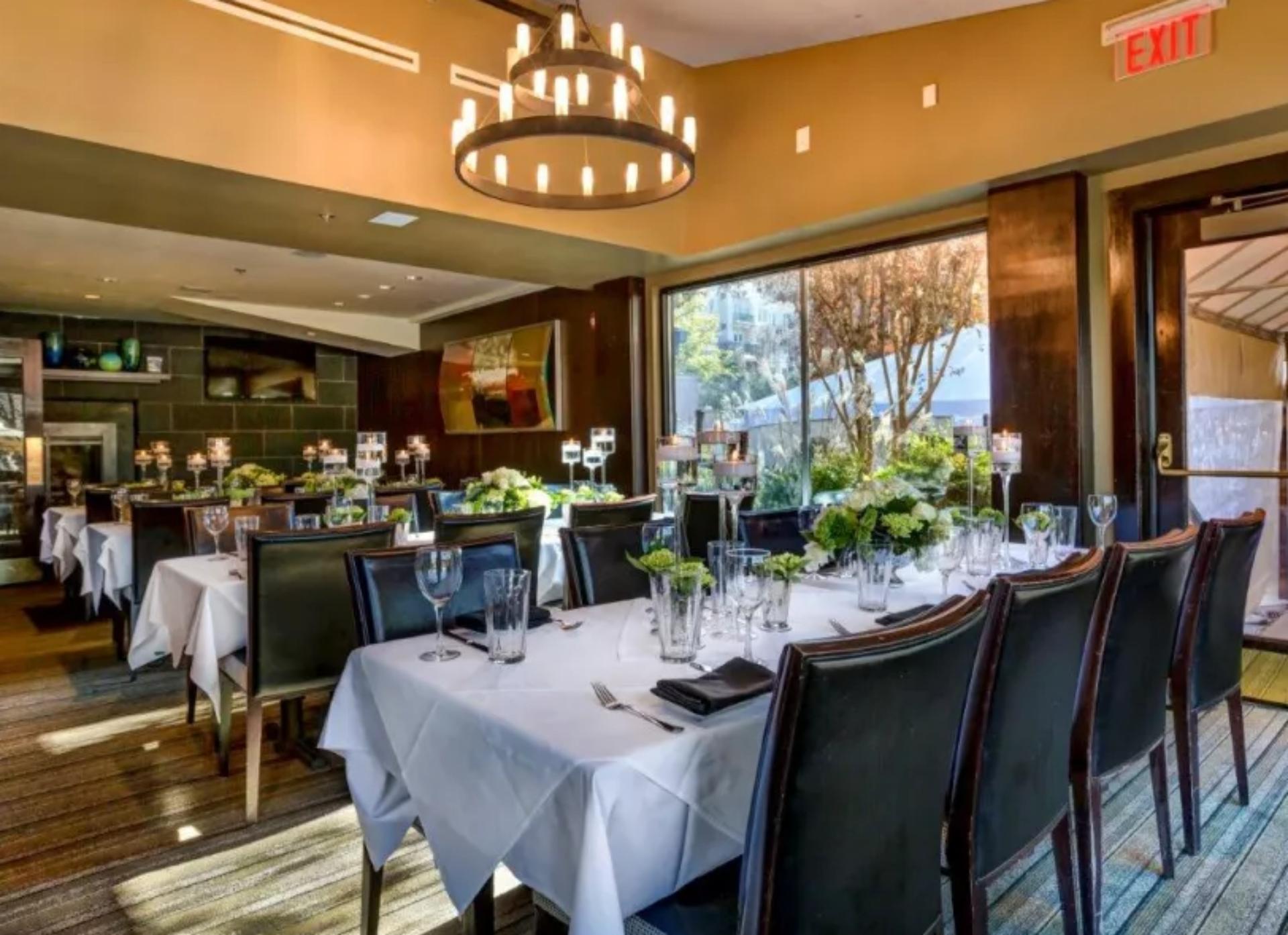 The Silver Oak Room 