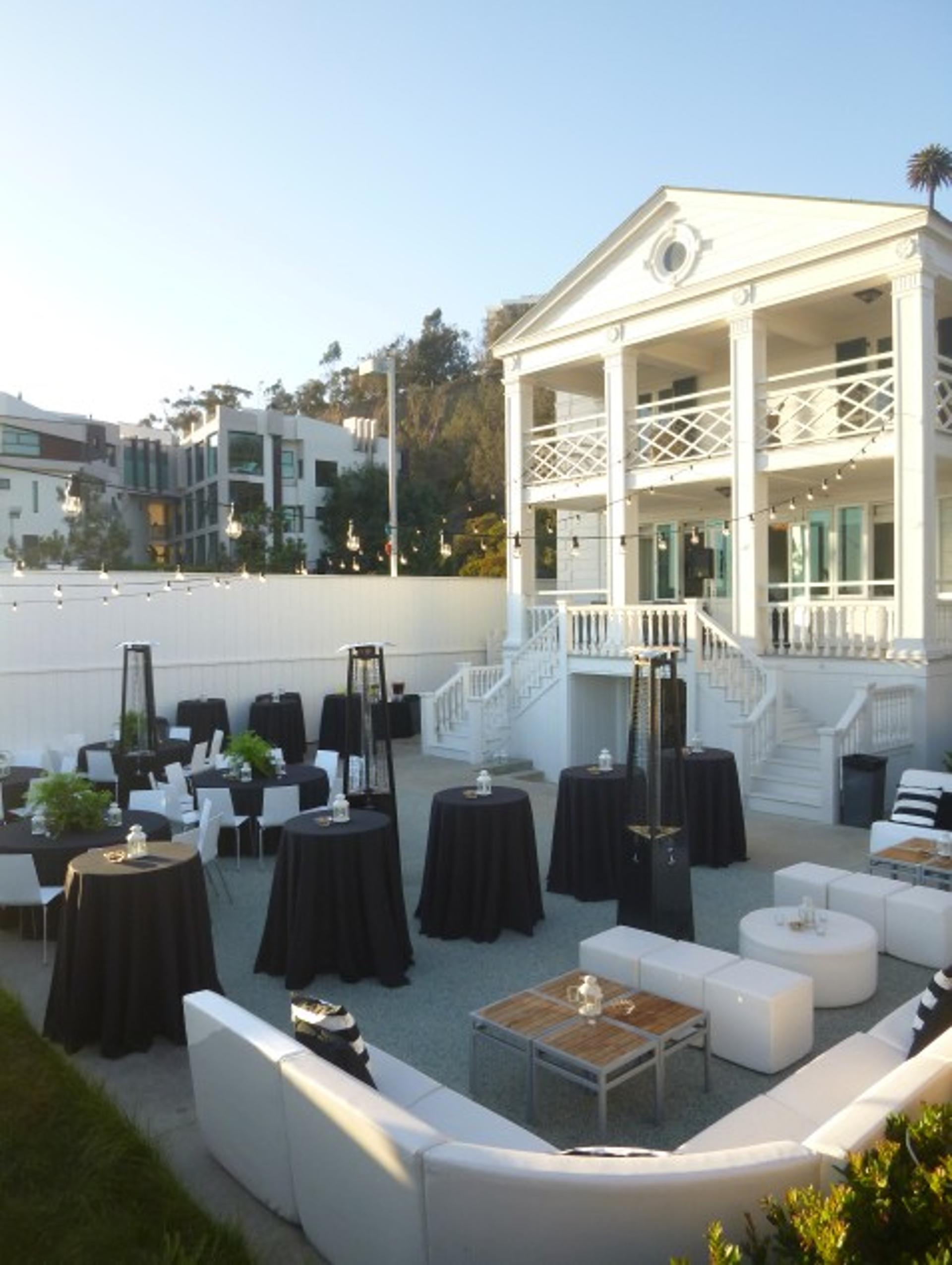 Marion Davies Guest House - Entire 1st Floor + Garden