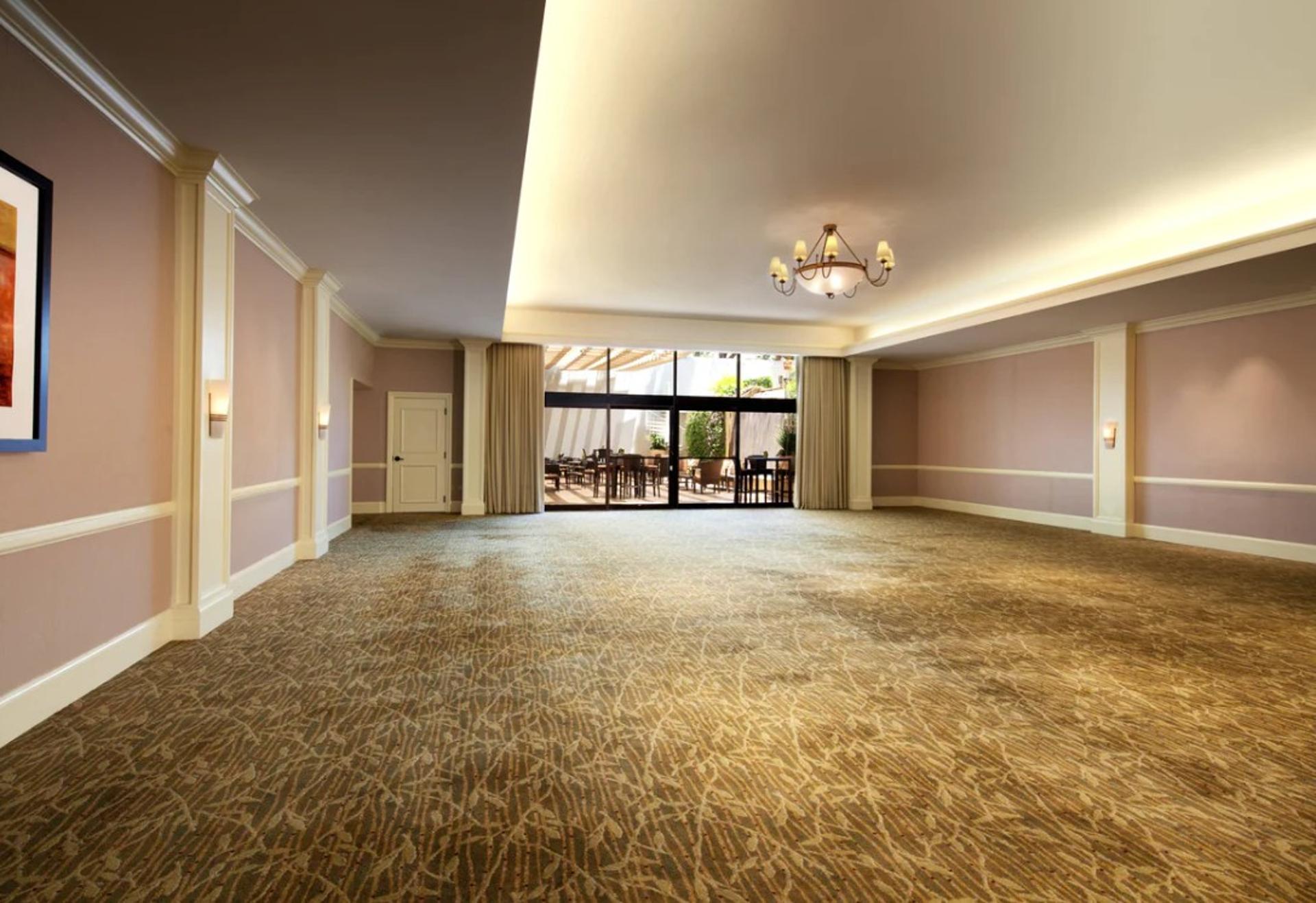 Lido Room