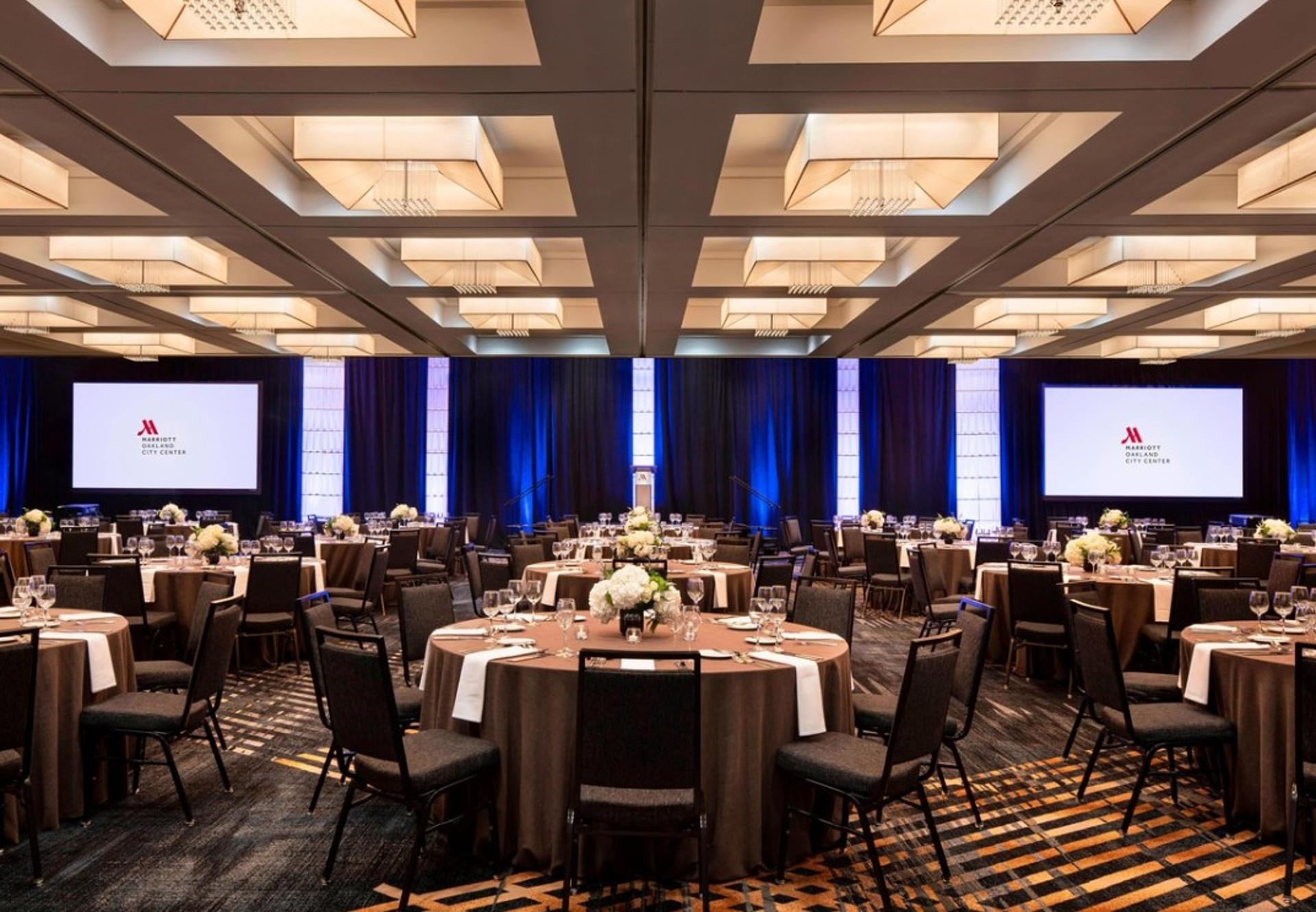 Grand Ballroom w/ Extension