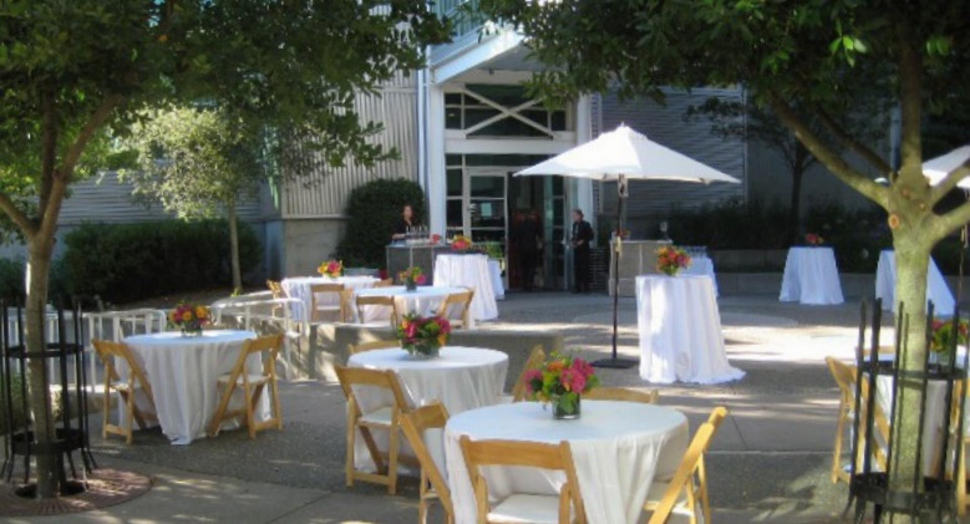 Spees Building: Courtyard