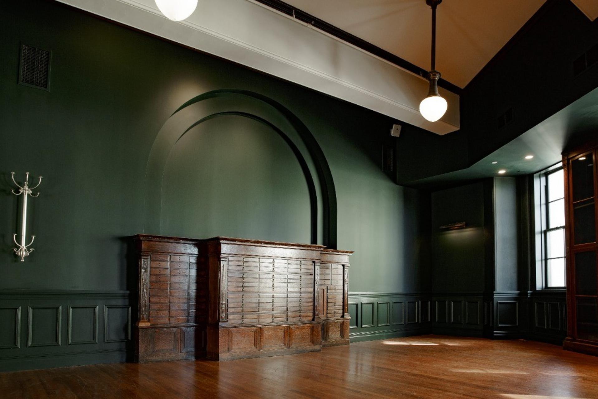 3rd Floor Green Room