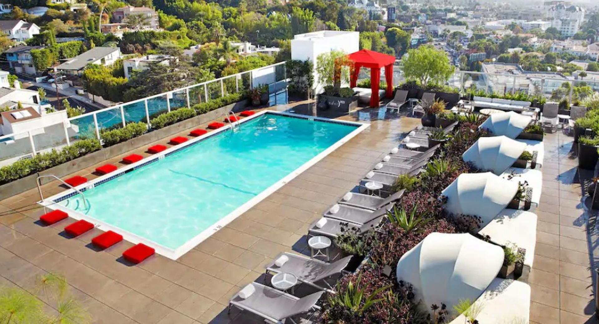 Sundeck 