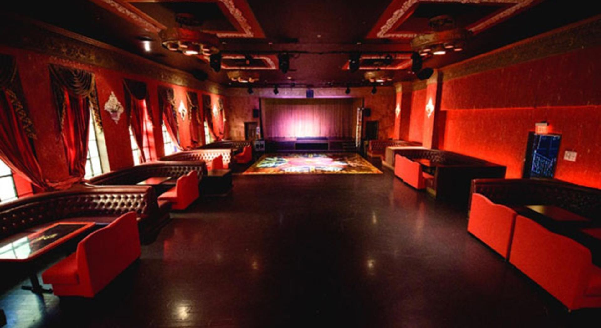 Vintage Bar & Lounge 