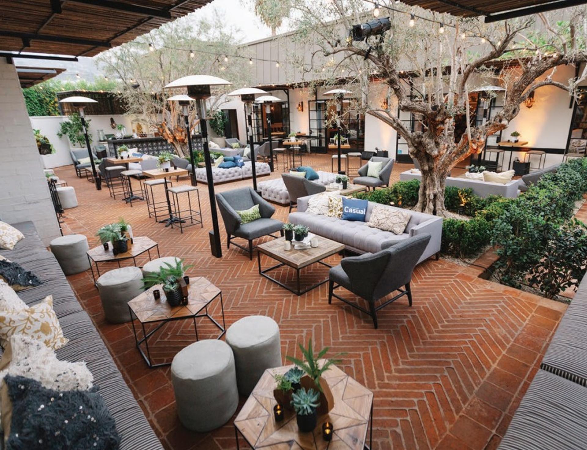 Full Restaurant