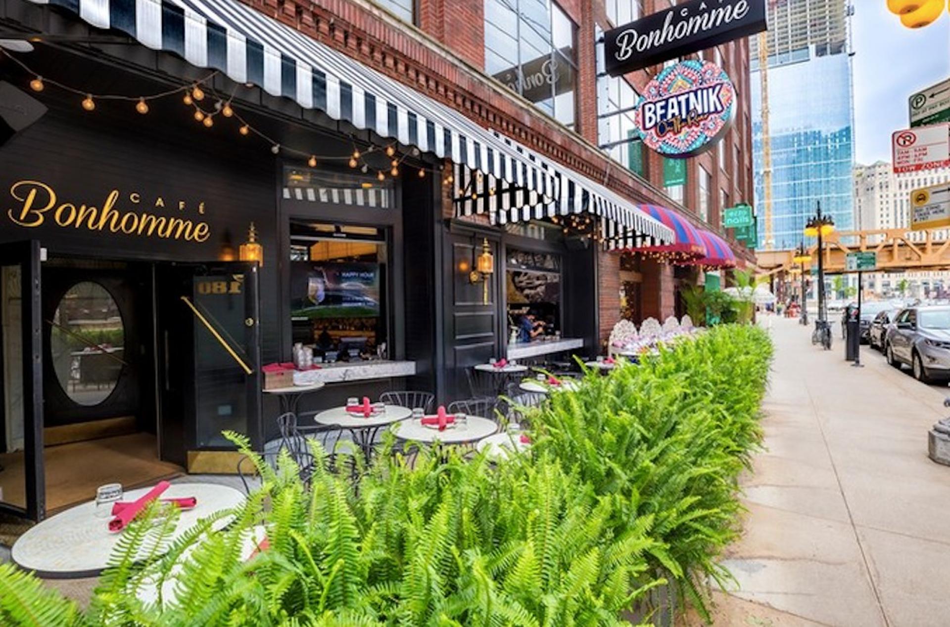 Sidewalk Café