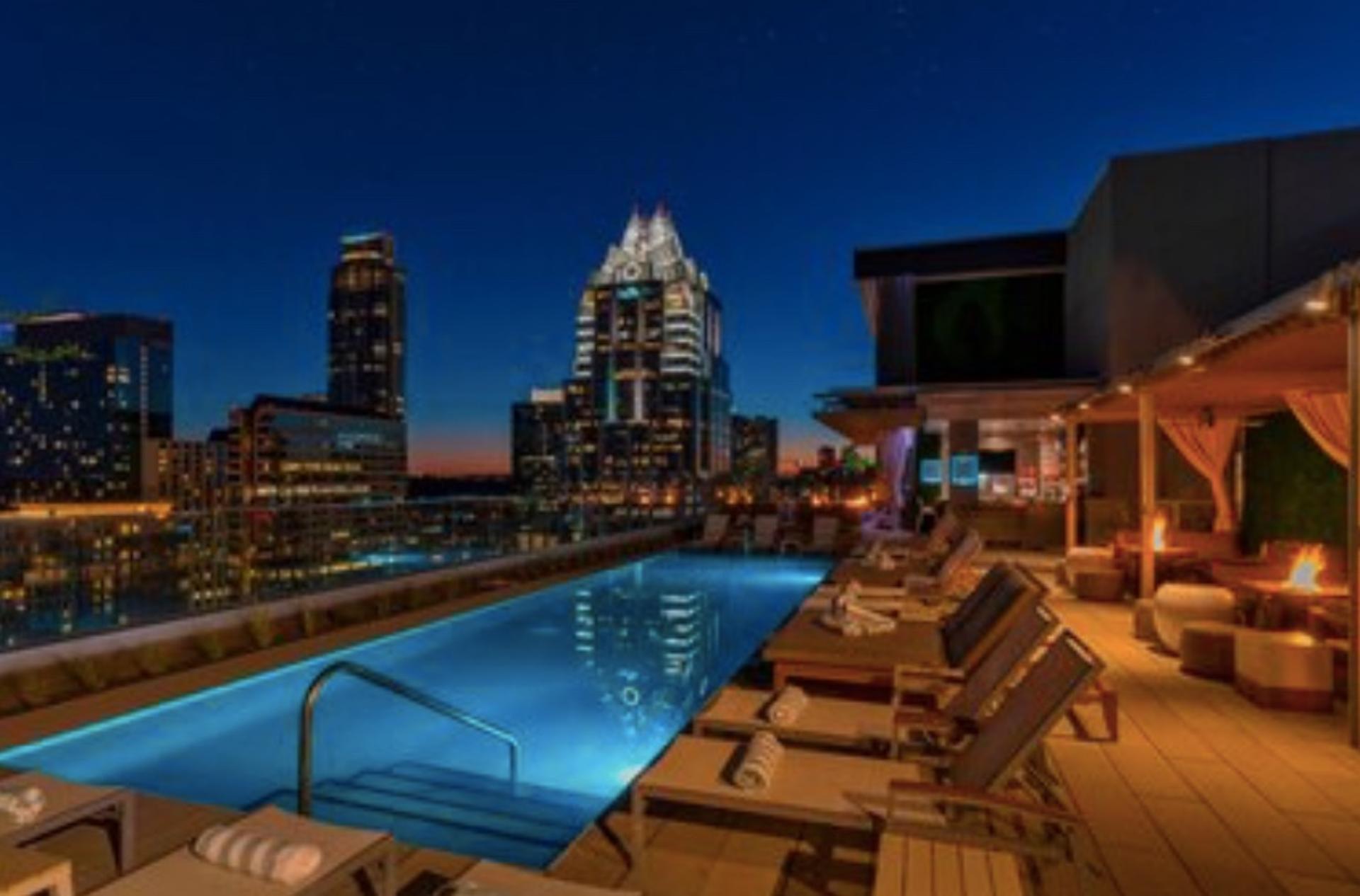 Azul Rooftop Bar