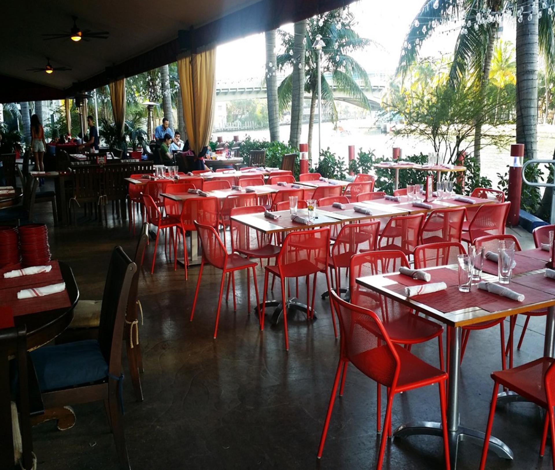 Waterfront Terrace Dining