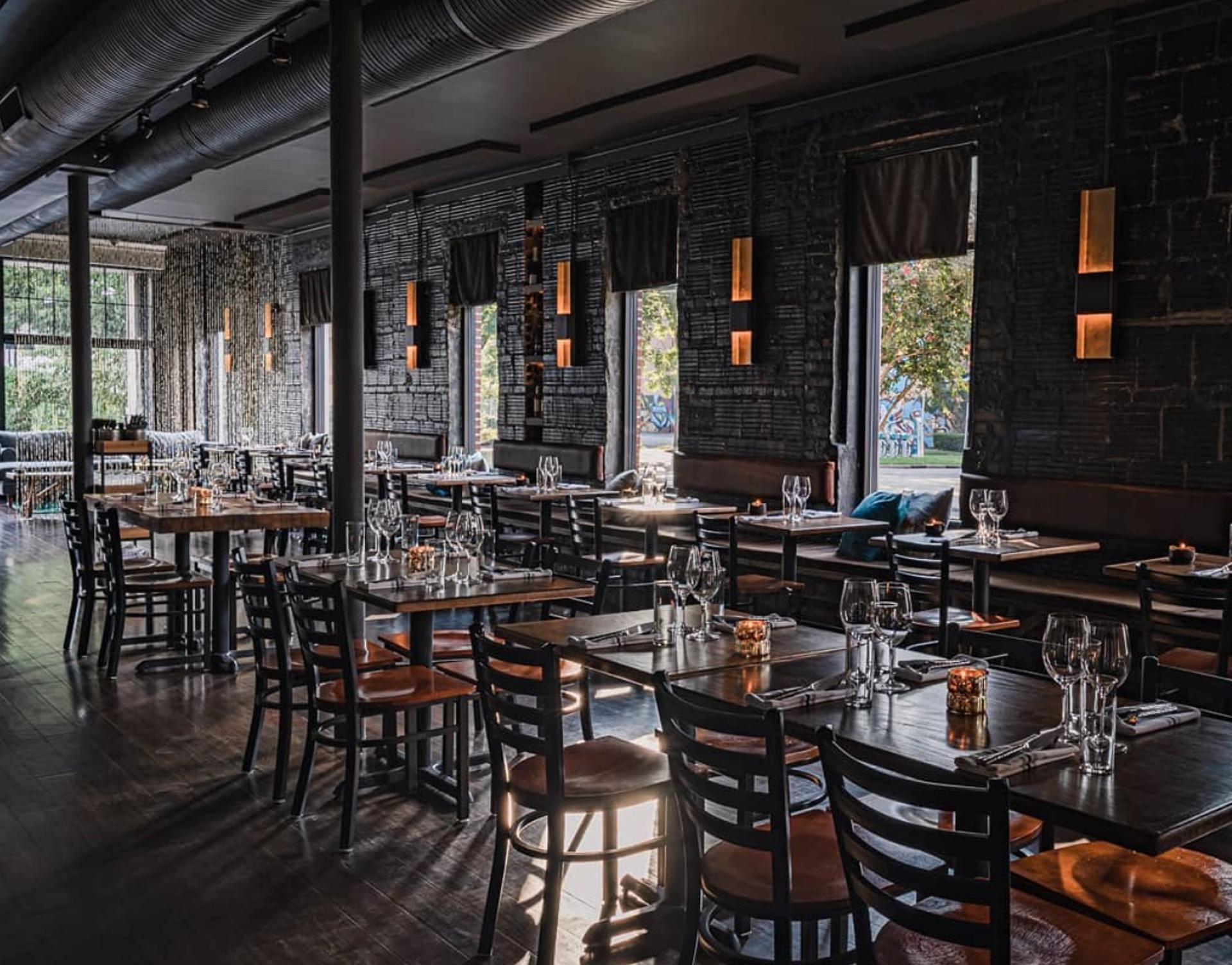Full Restaurant