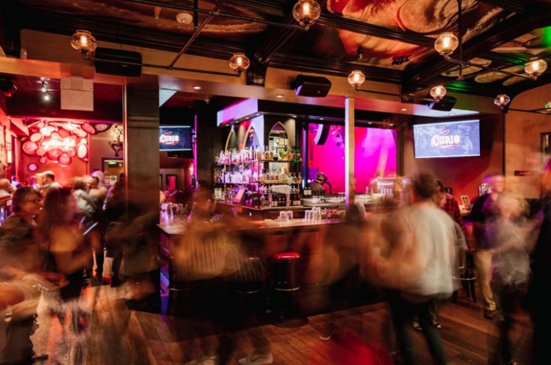 Curio Bar