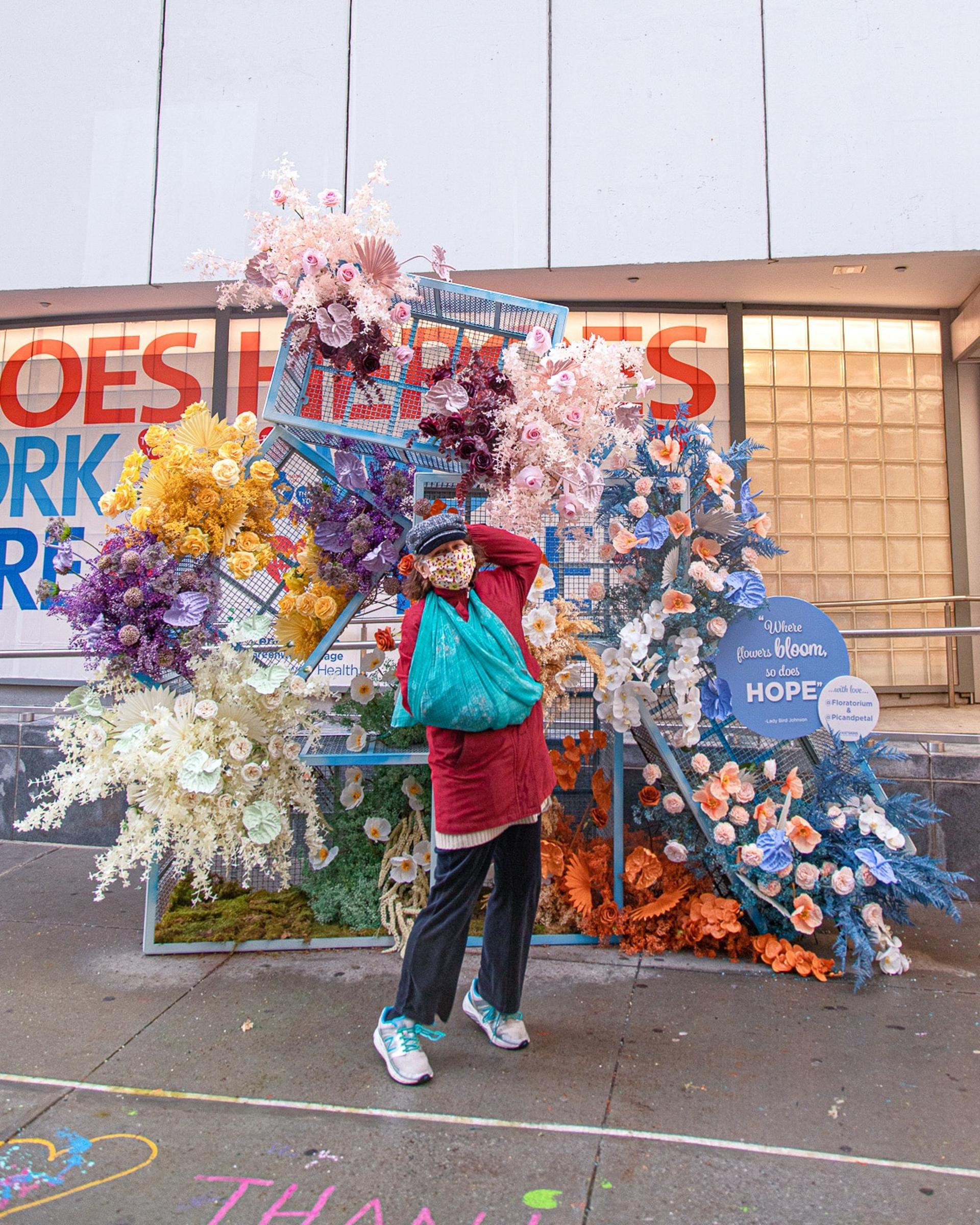 Pop Up Flower White Roses – Ambassadors for Community Health