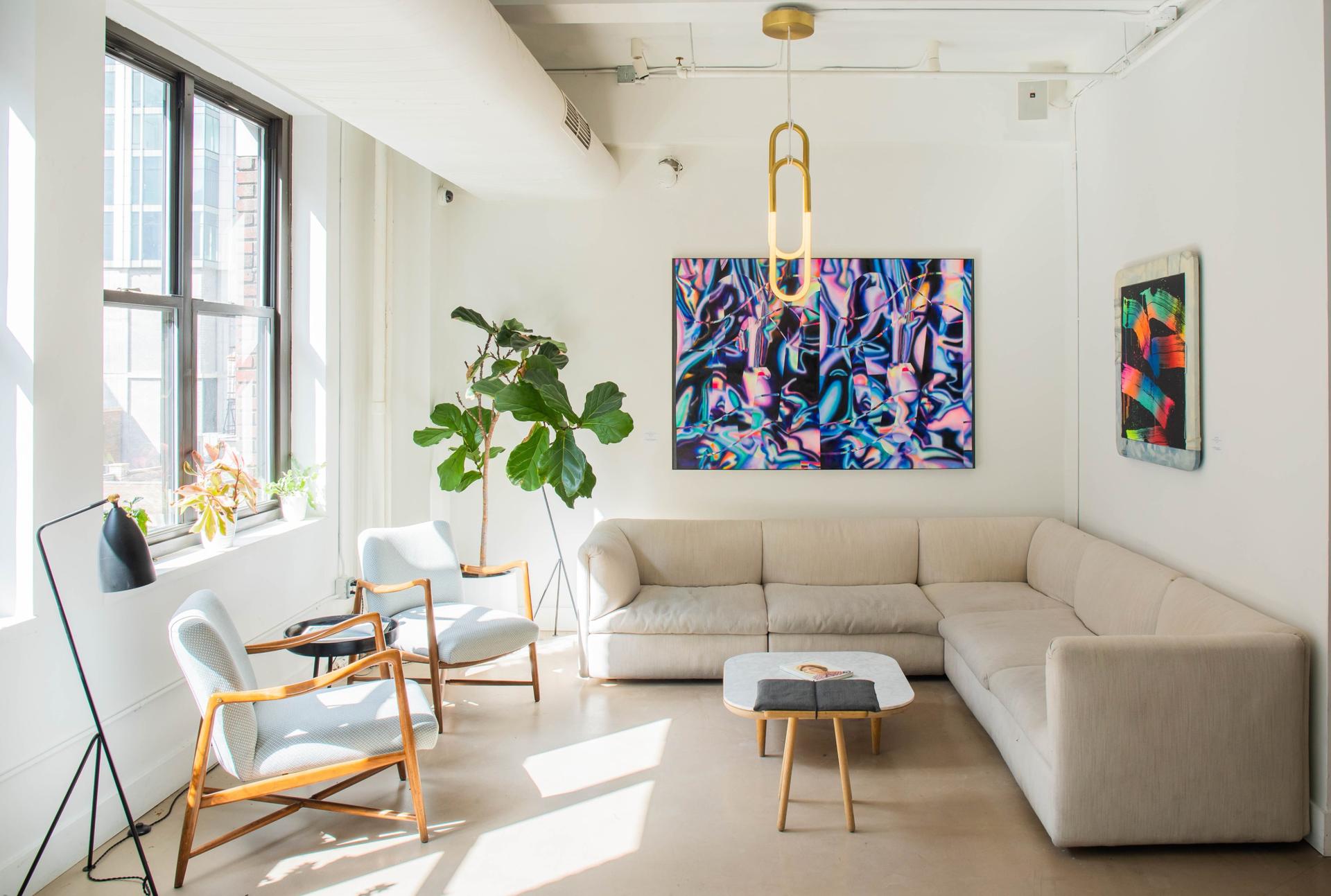 The Alcove Meeting Lounge