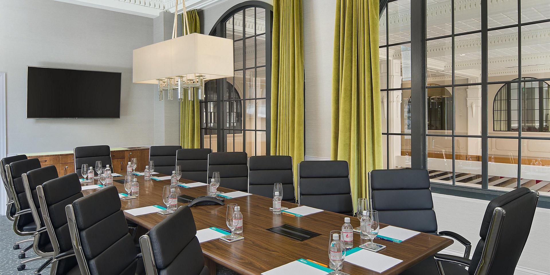 Jackson Boardroom