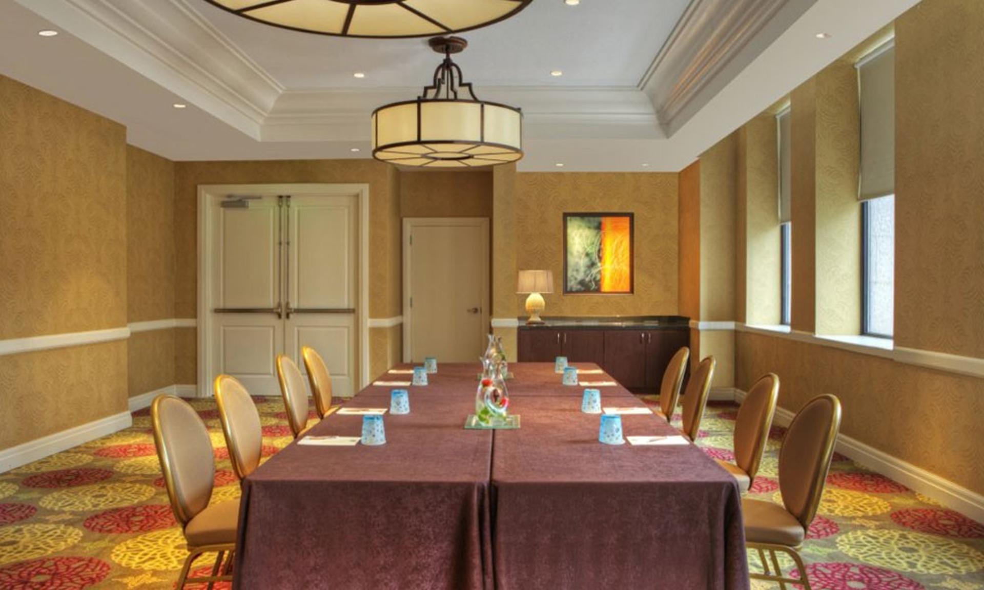 Caracas Room
