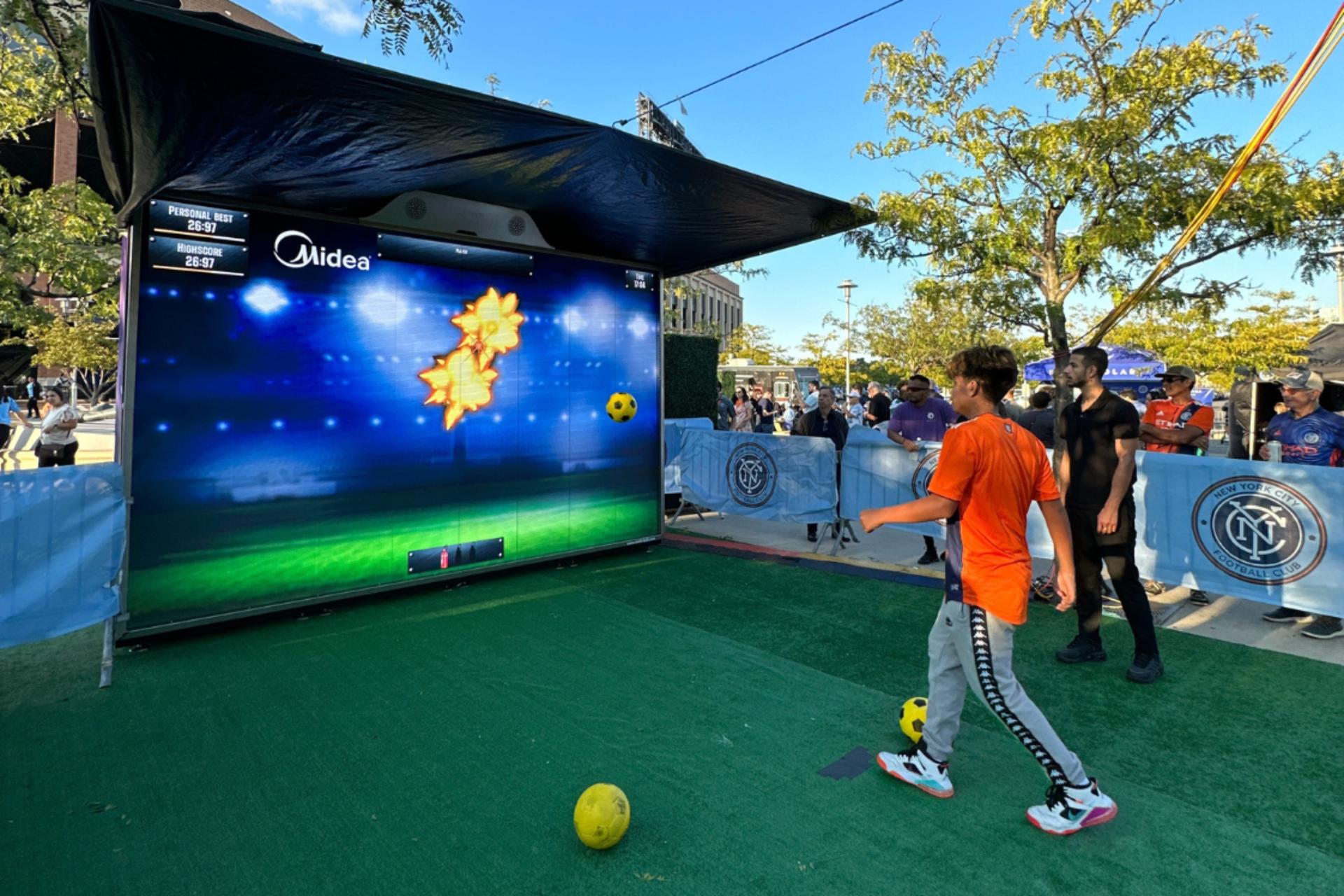 MultiBall LED: The MVP of Noche Latina