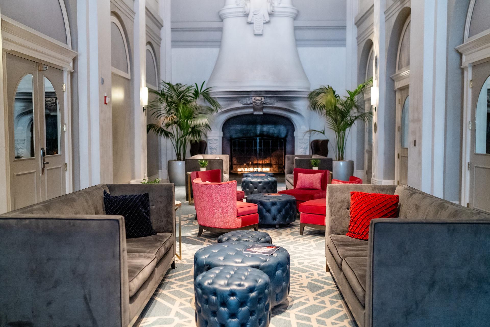 Bellevue Foyer