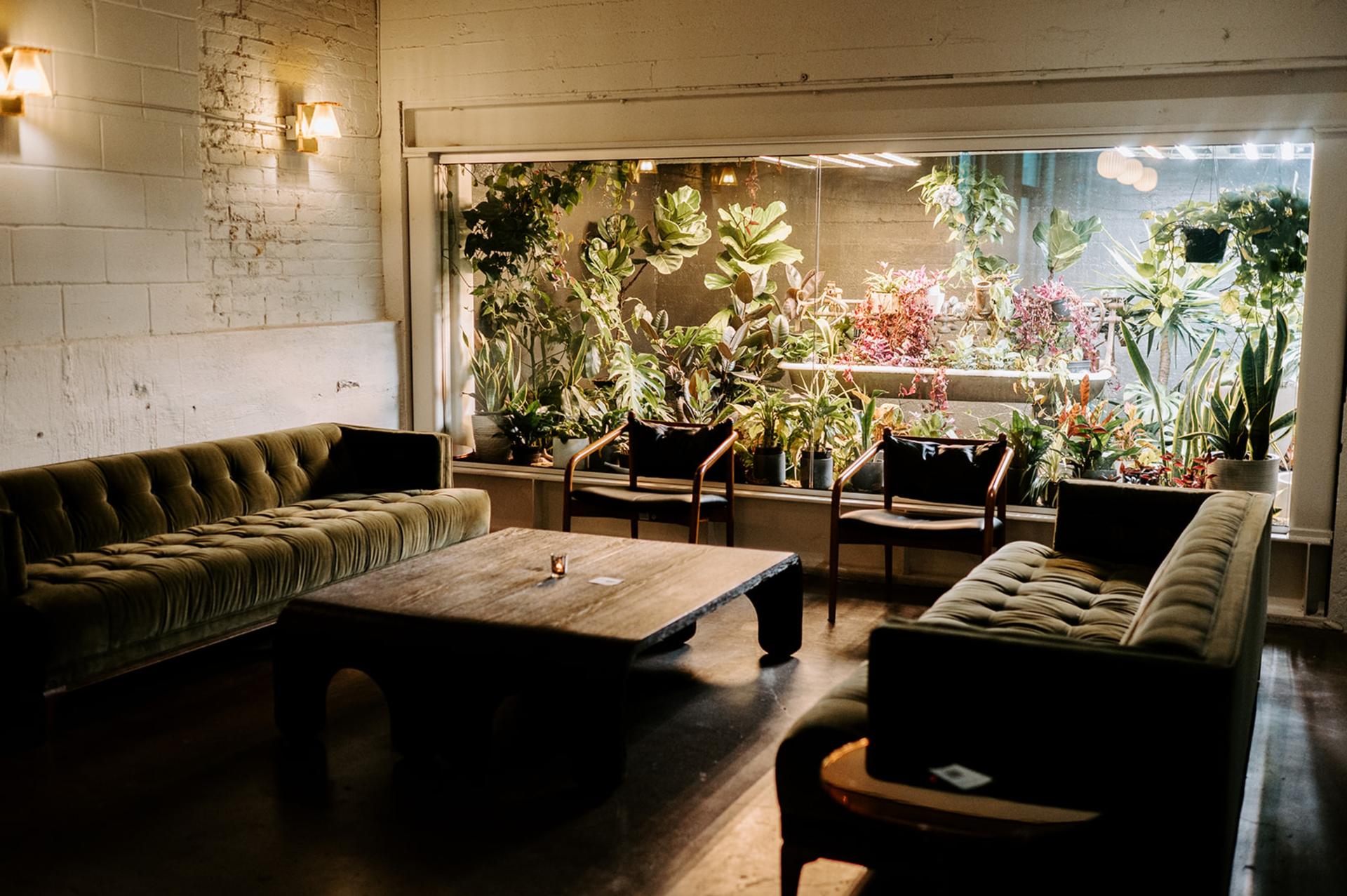 Ladyslipper Lounge