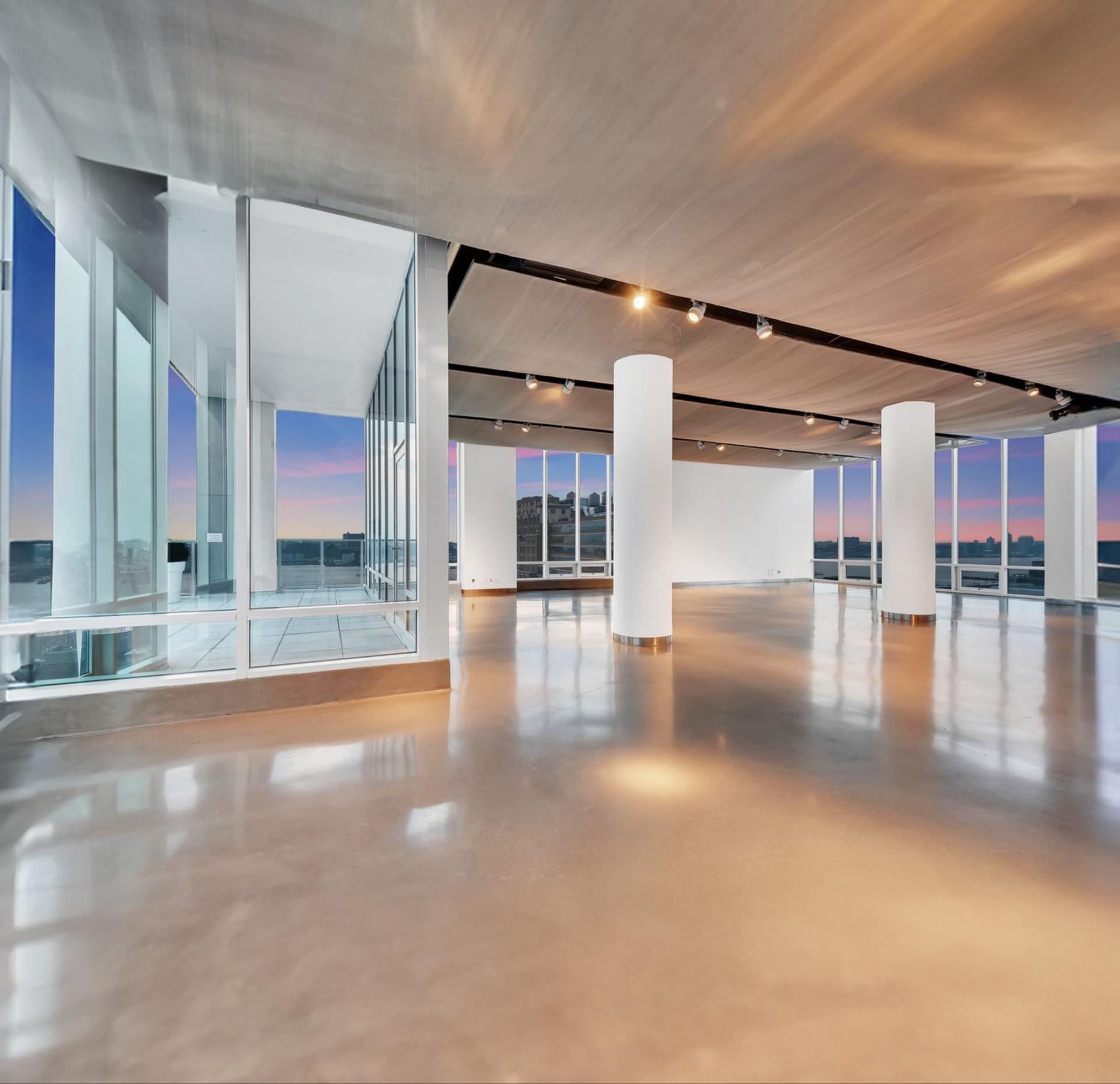 21st Floor