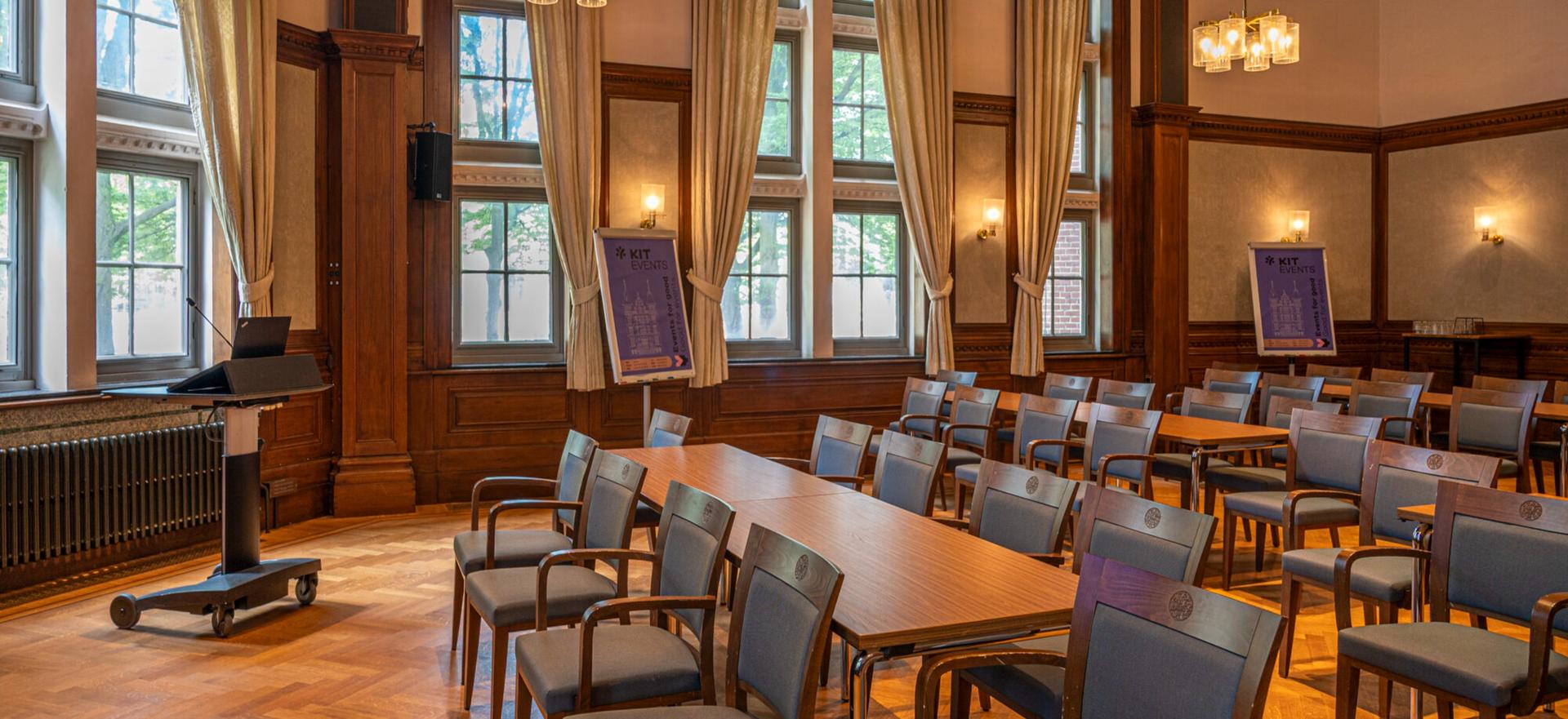 Maurits Hall