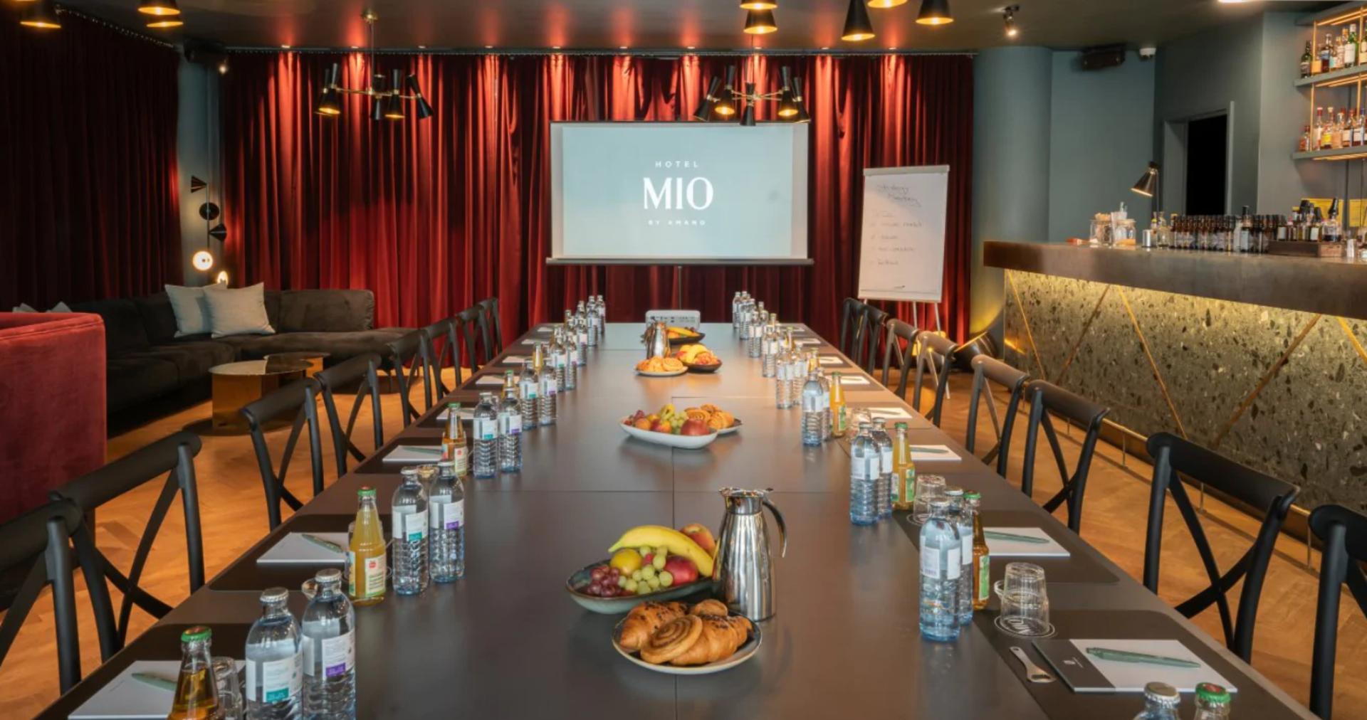 MIO Conference Bar