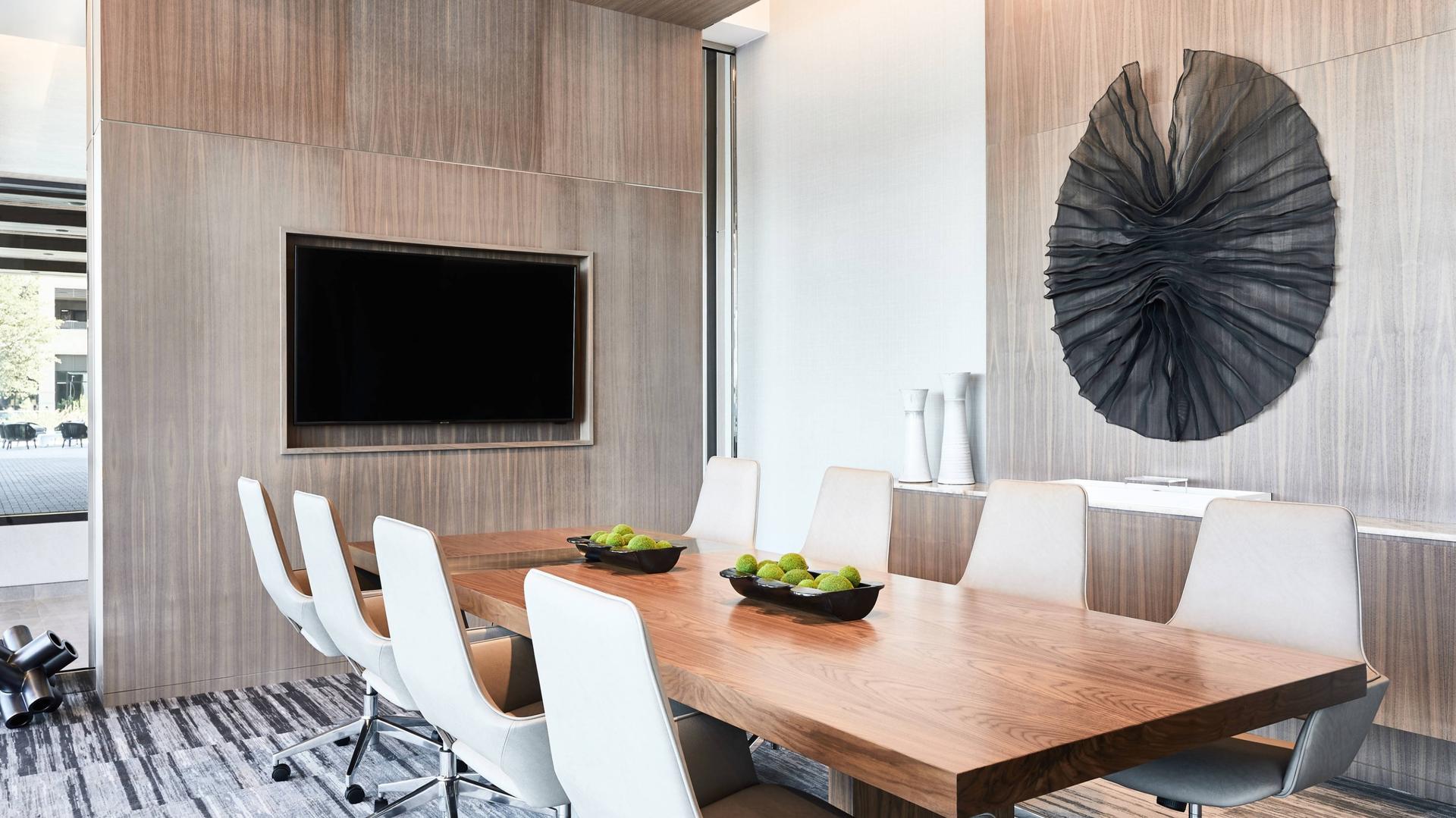 Cava Media Salon