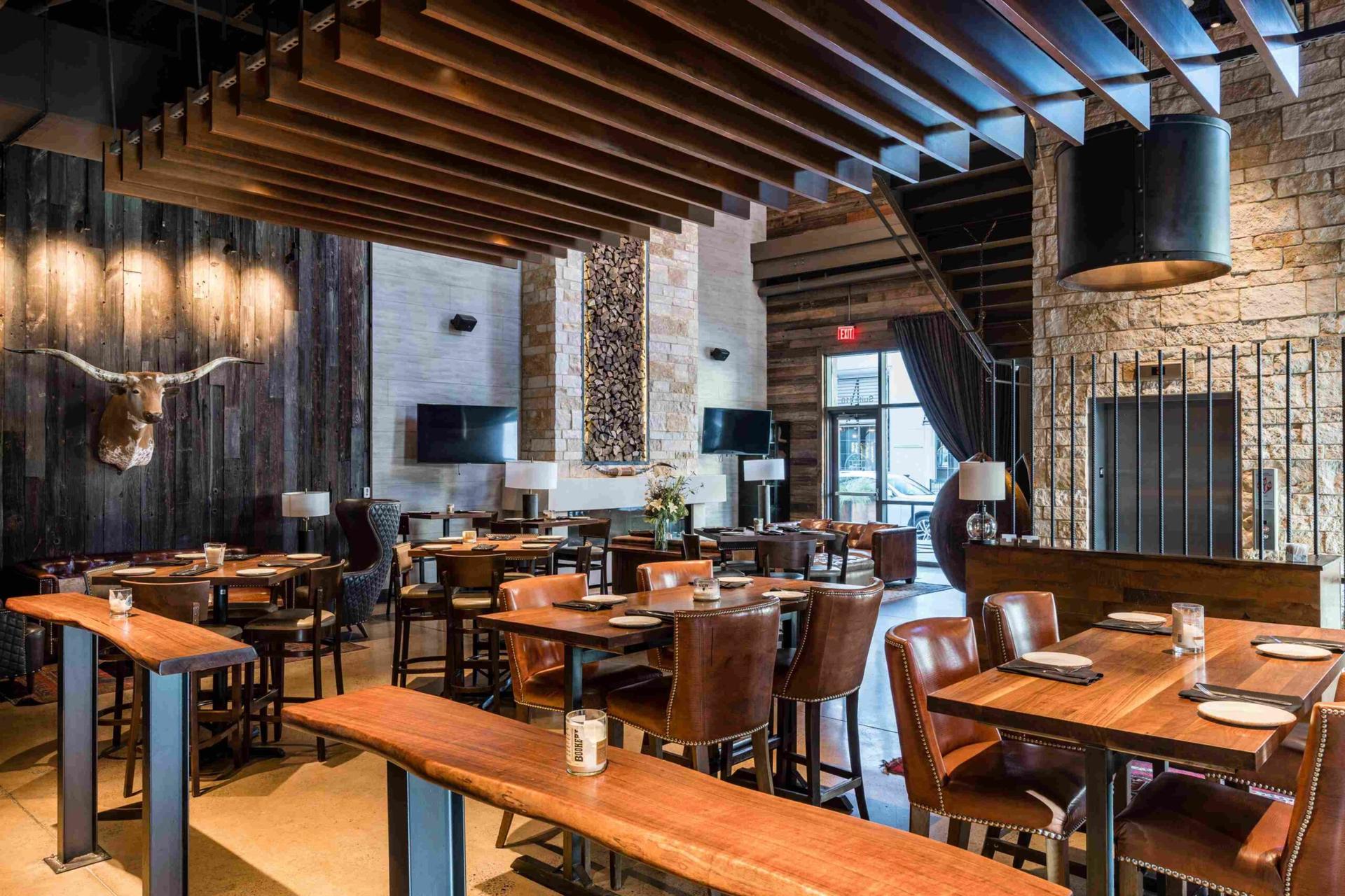 Whiskey Lounge