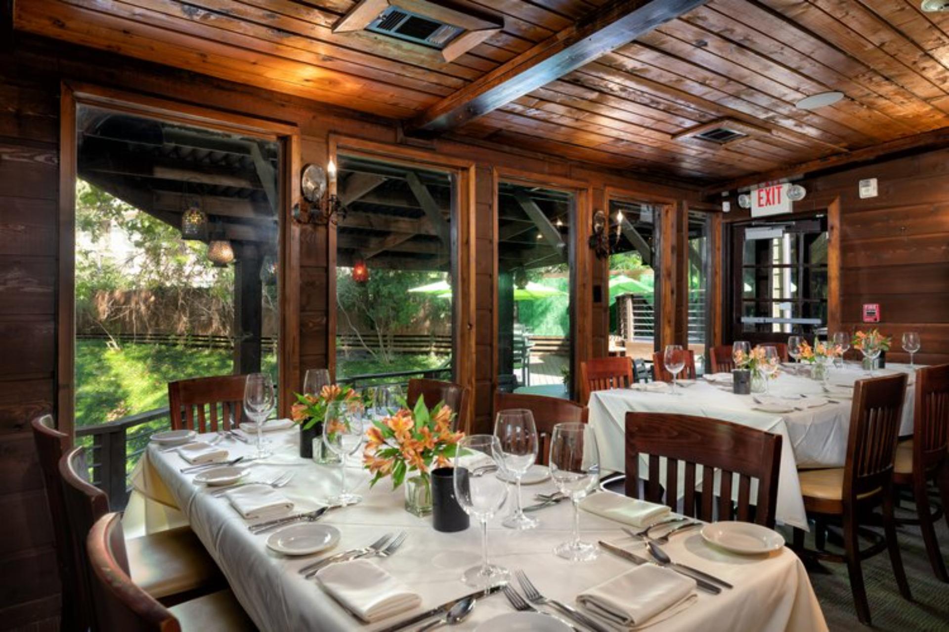 The Pullman Room