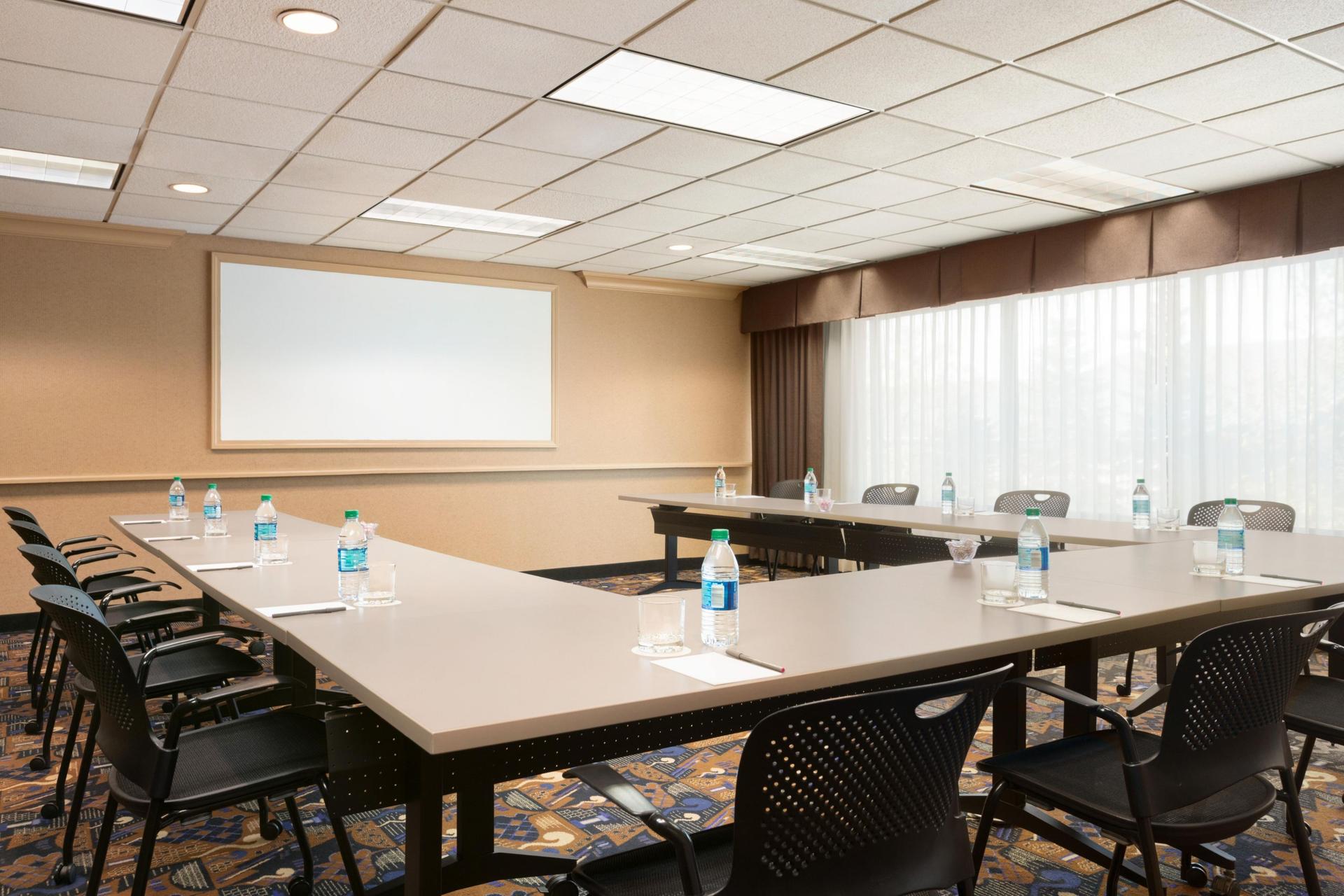 Auburn Room D