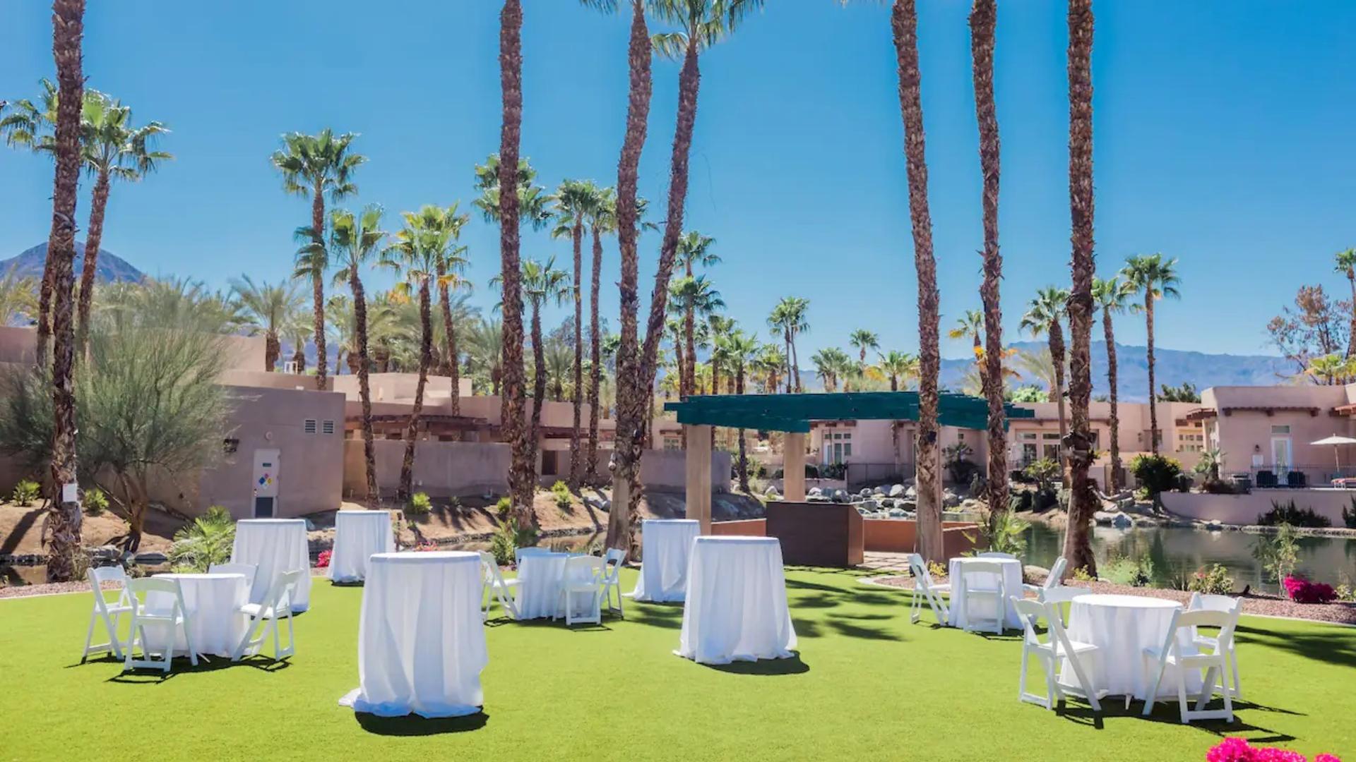 The Cove Lawn