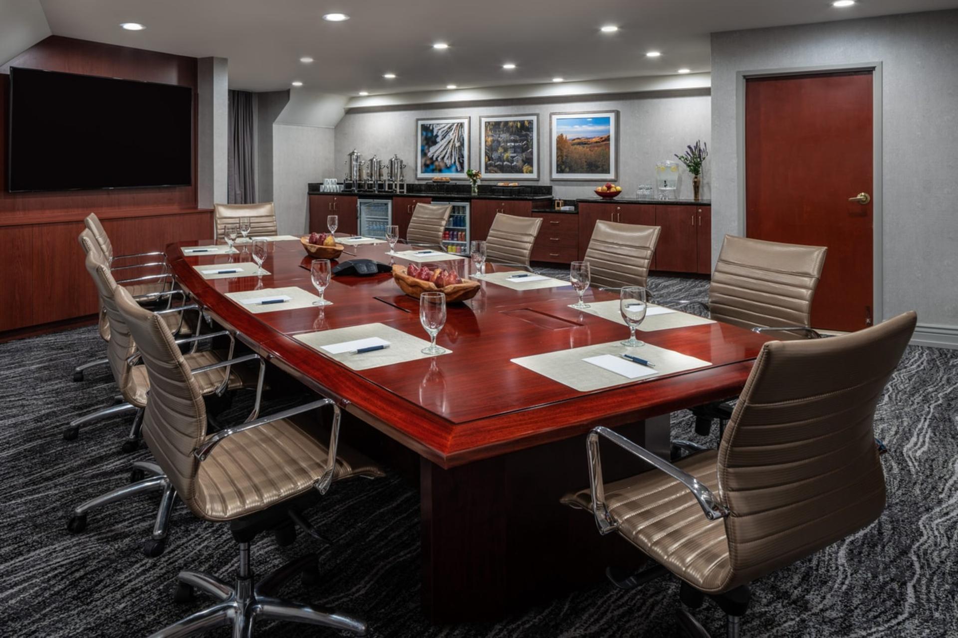 Executive Boardroom	