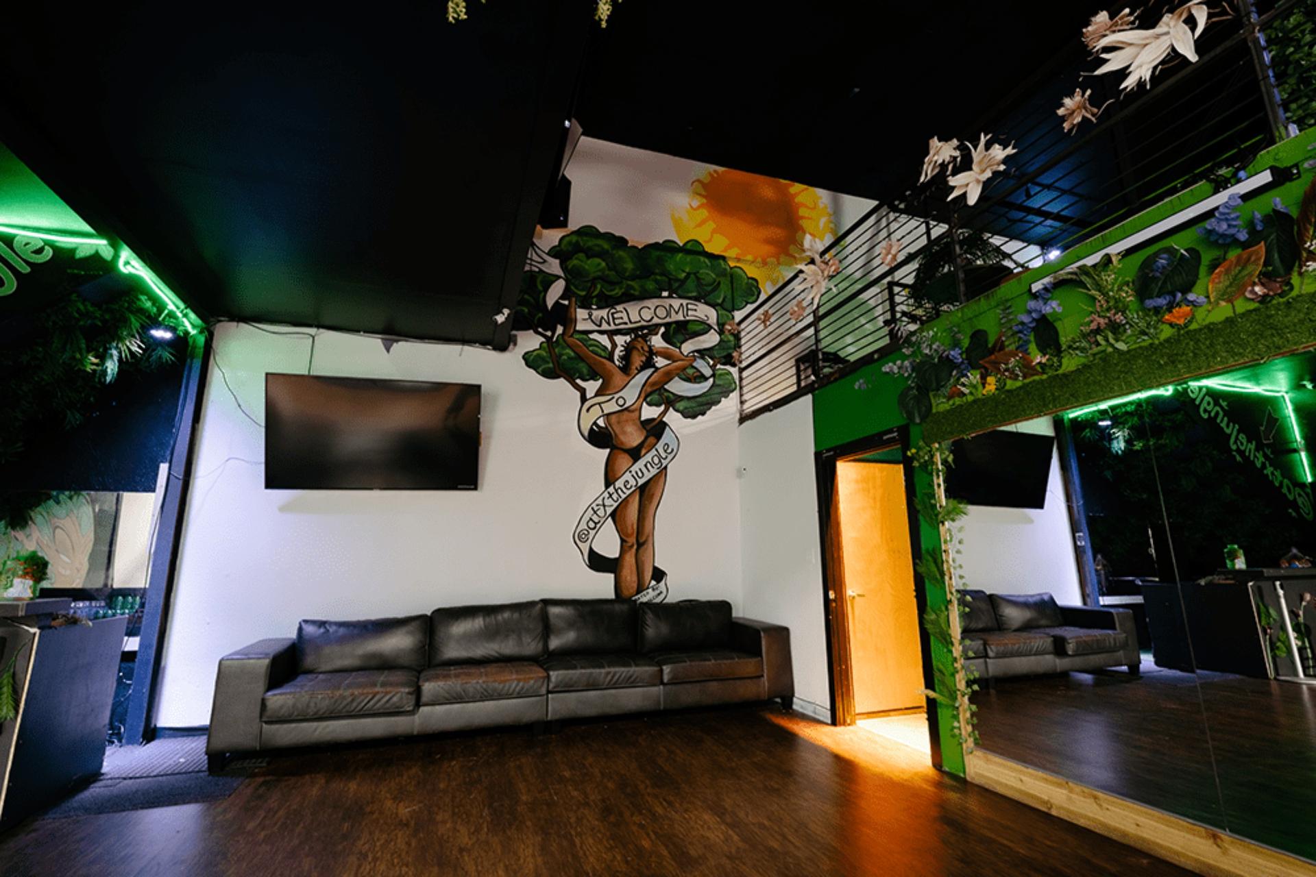 Upstairs Lounge