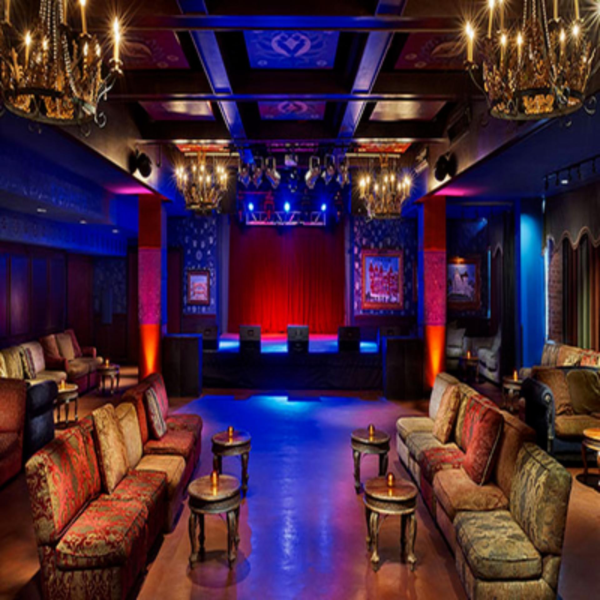 Cambridge Room