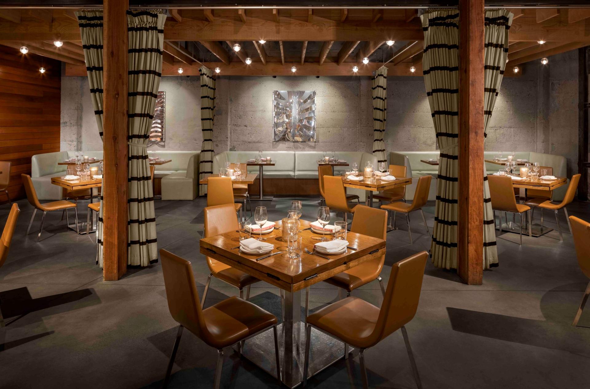 Semi-Private Dining Cubes