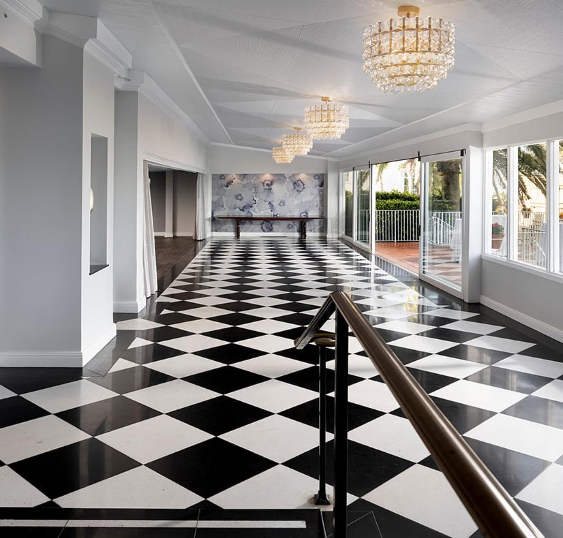 Veranda Ballroom, Salon & Terraza