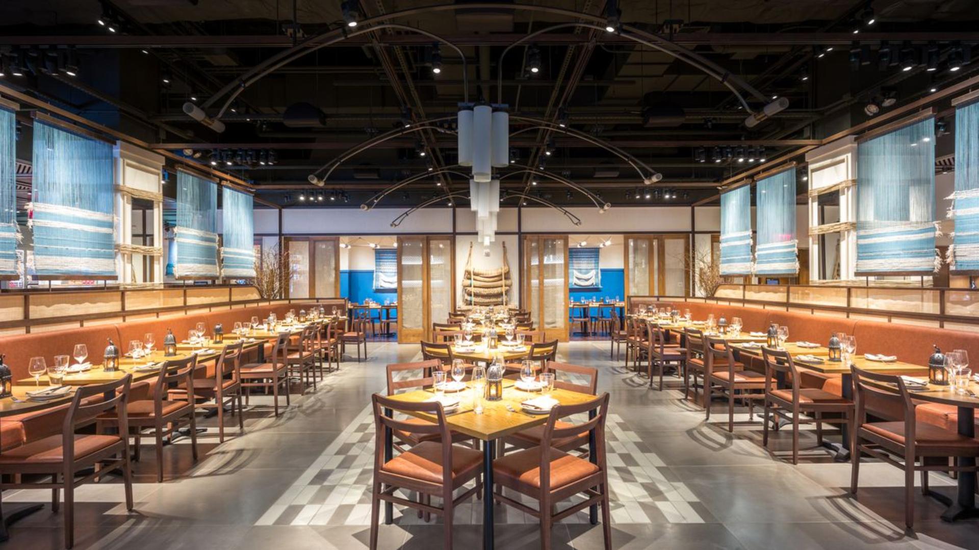 Full Restaurant 