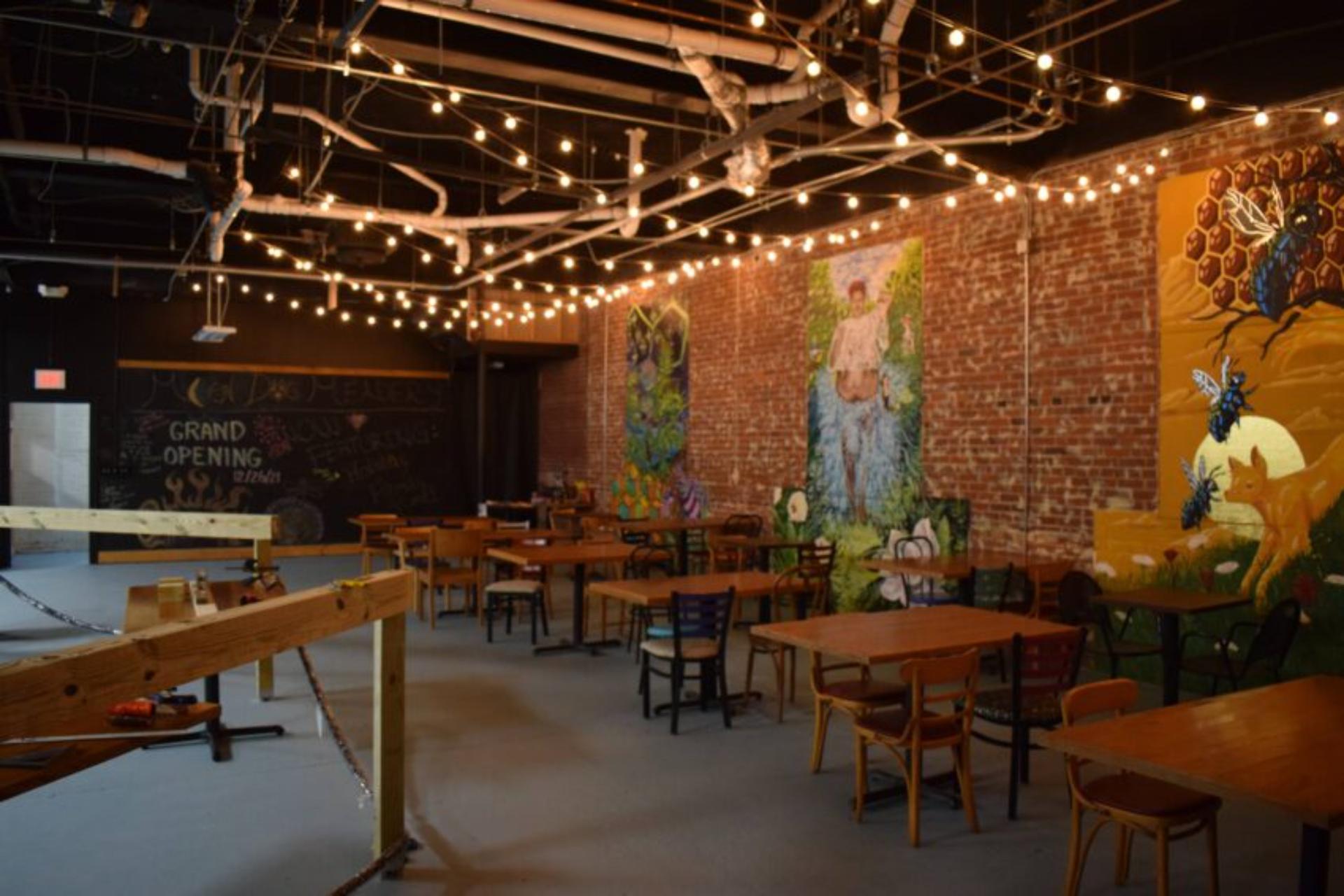Moon Dog Meadery
