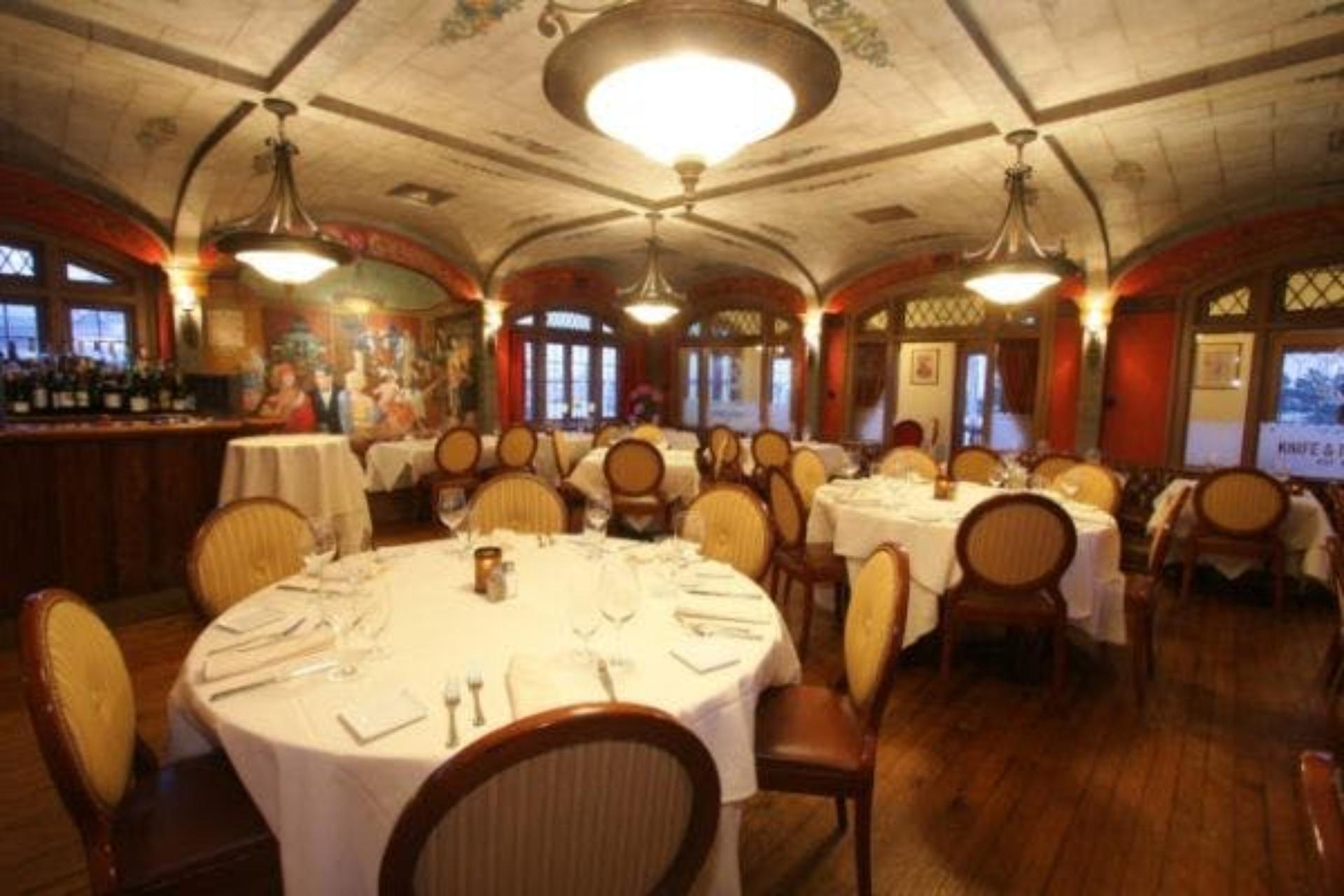 Main Dining Room & Ladies Lounge