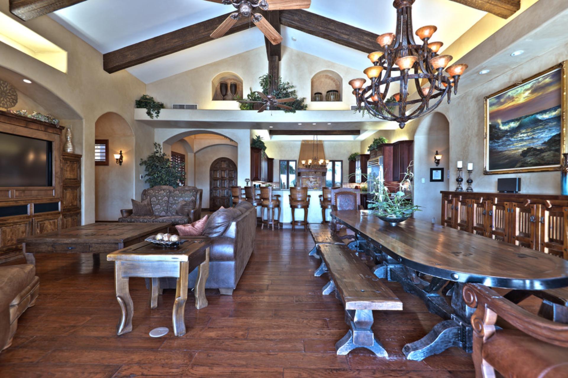 The Desert Ridge Estate