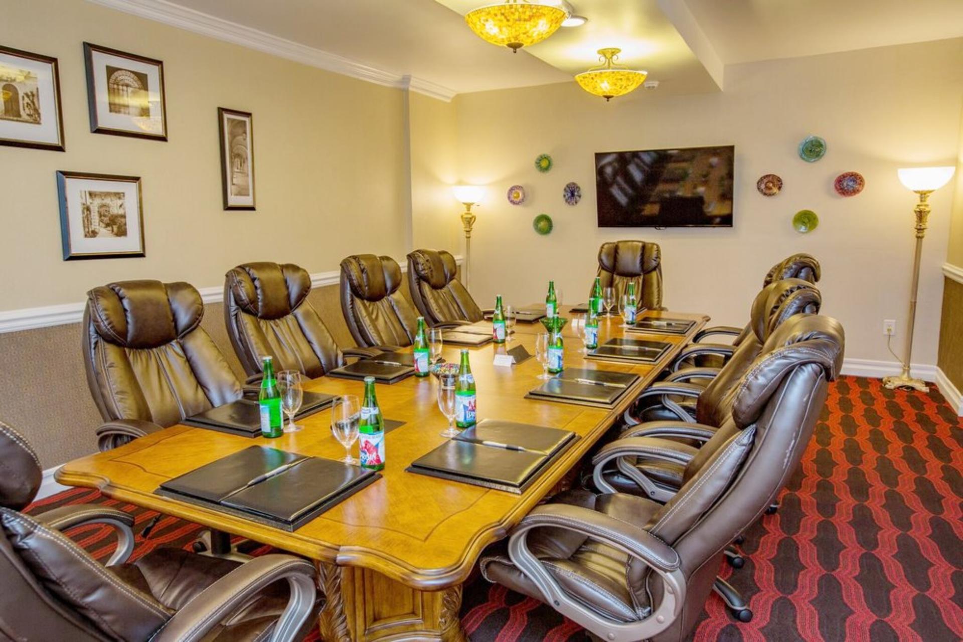 Vittoria Boardroom