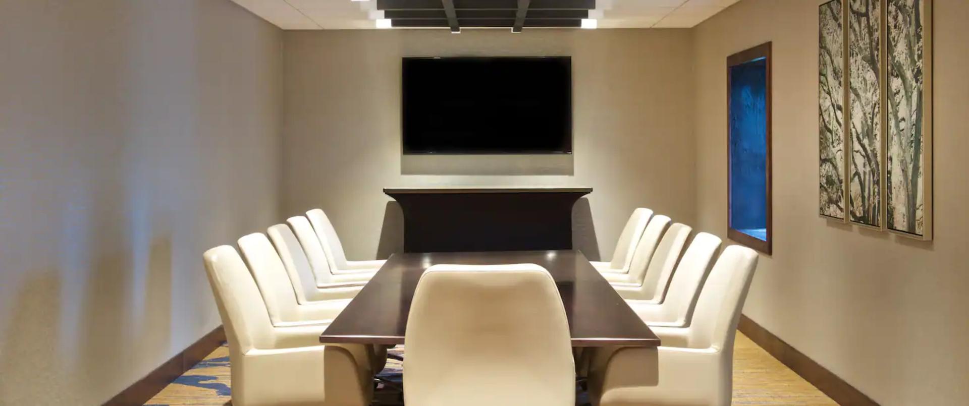Crater Lake Boardroom