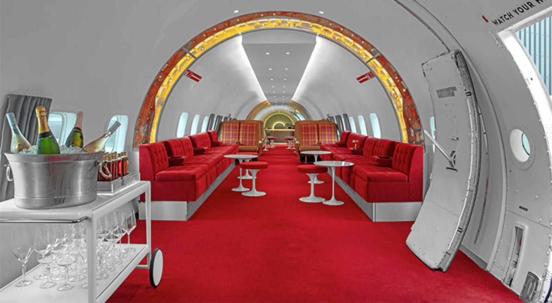 Connie Cocktail Lounge - Tarmac